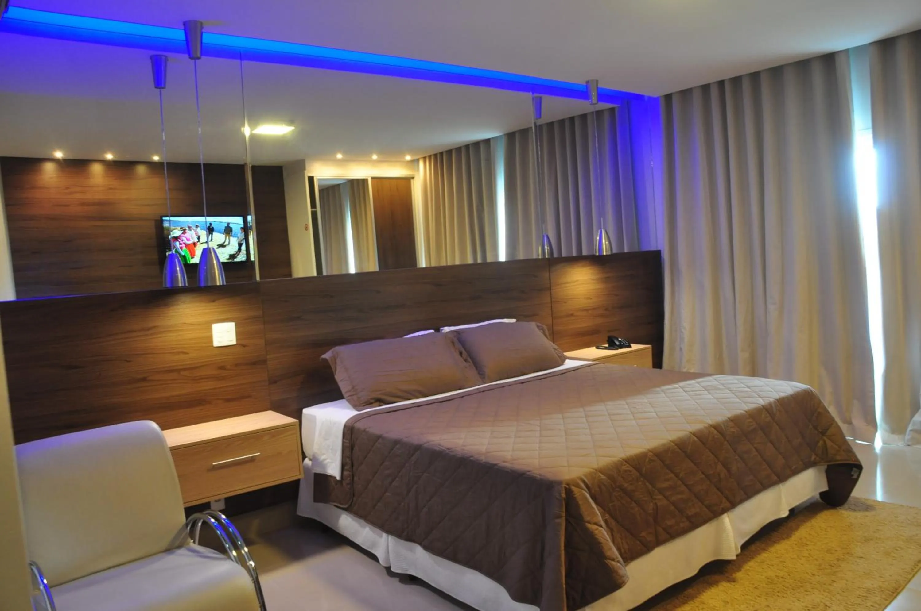 Bed in Kamur Plaza Hotel