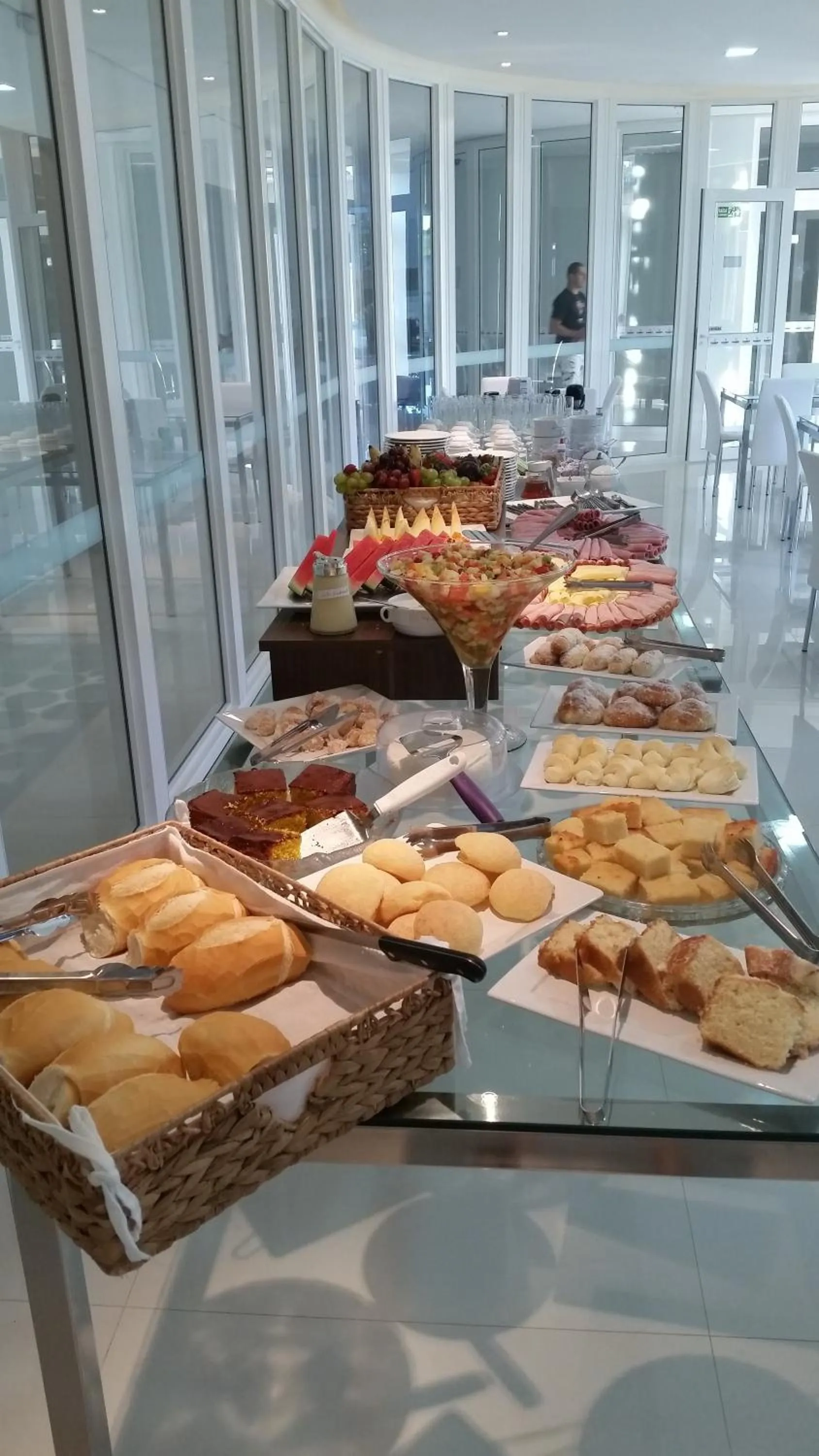 Continental breakfast in Kamur Plaza Hotel