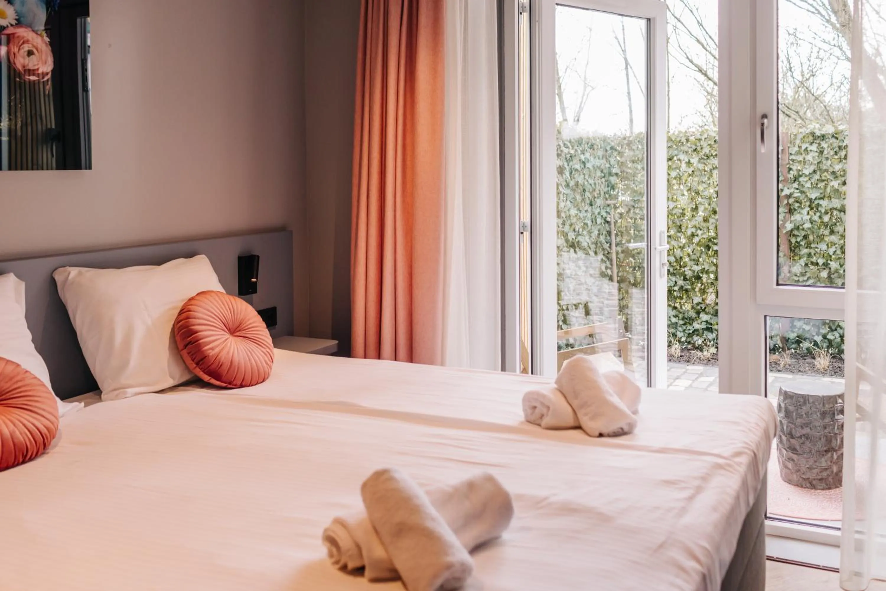 Balcony/Terrace, Bed in Hotel Keur