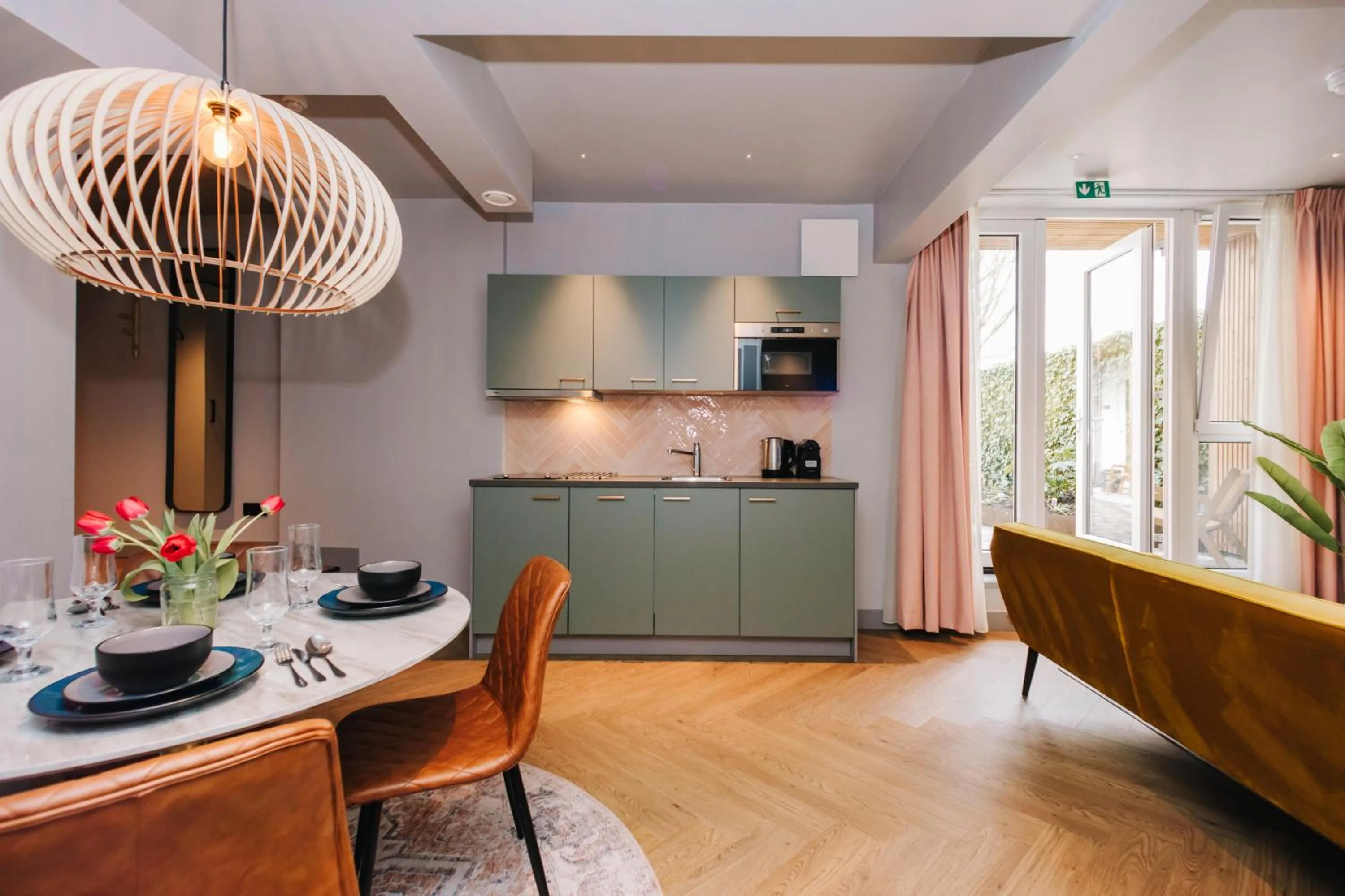 Kitchen or kitchenette in Hotel Keur