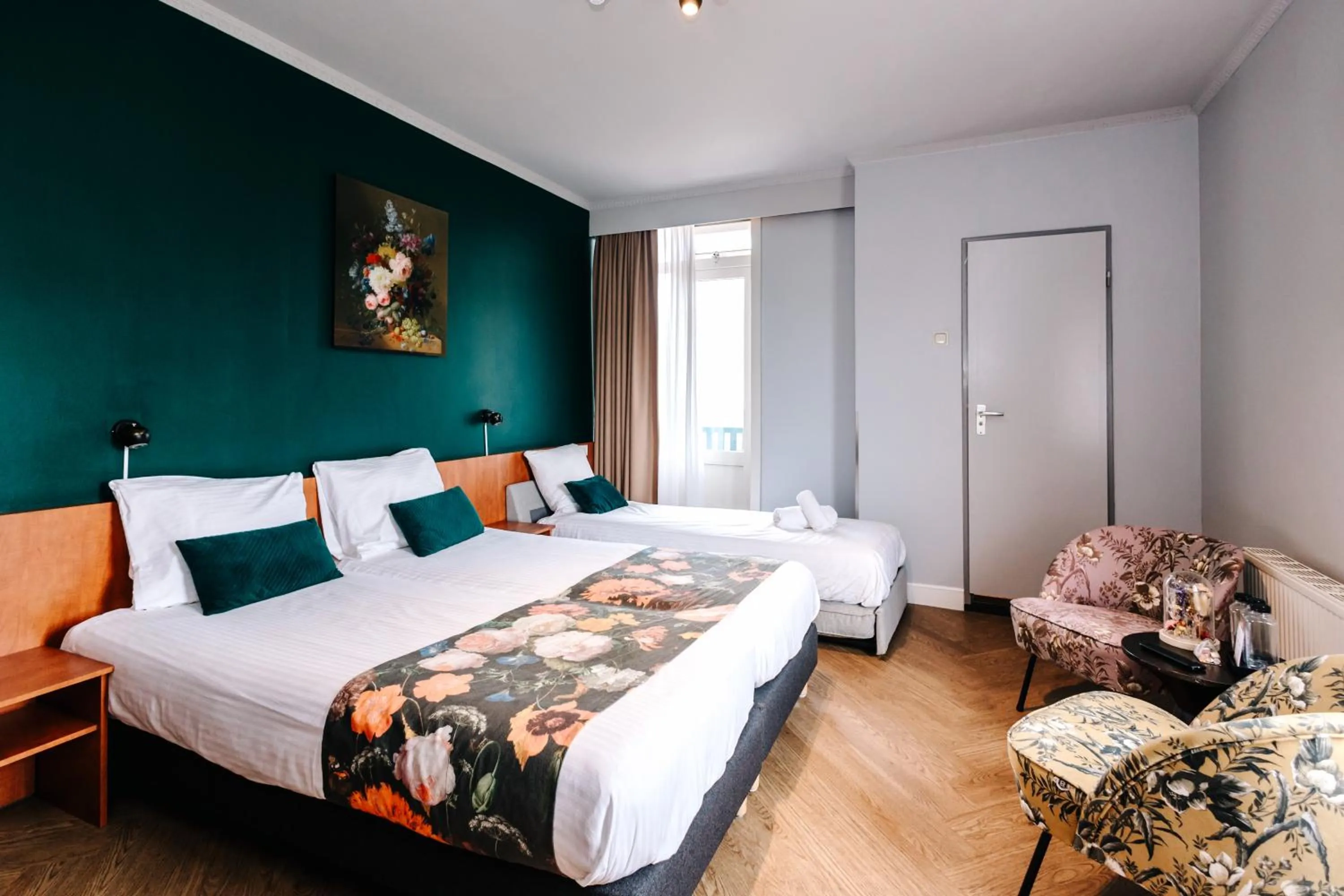 Photo of the whole room, Bed in Hotel Keur