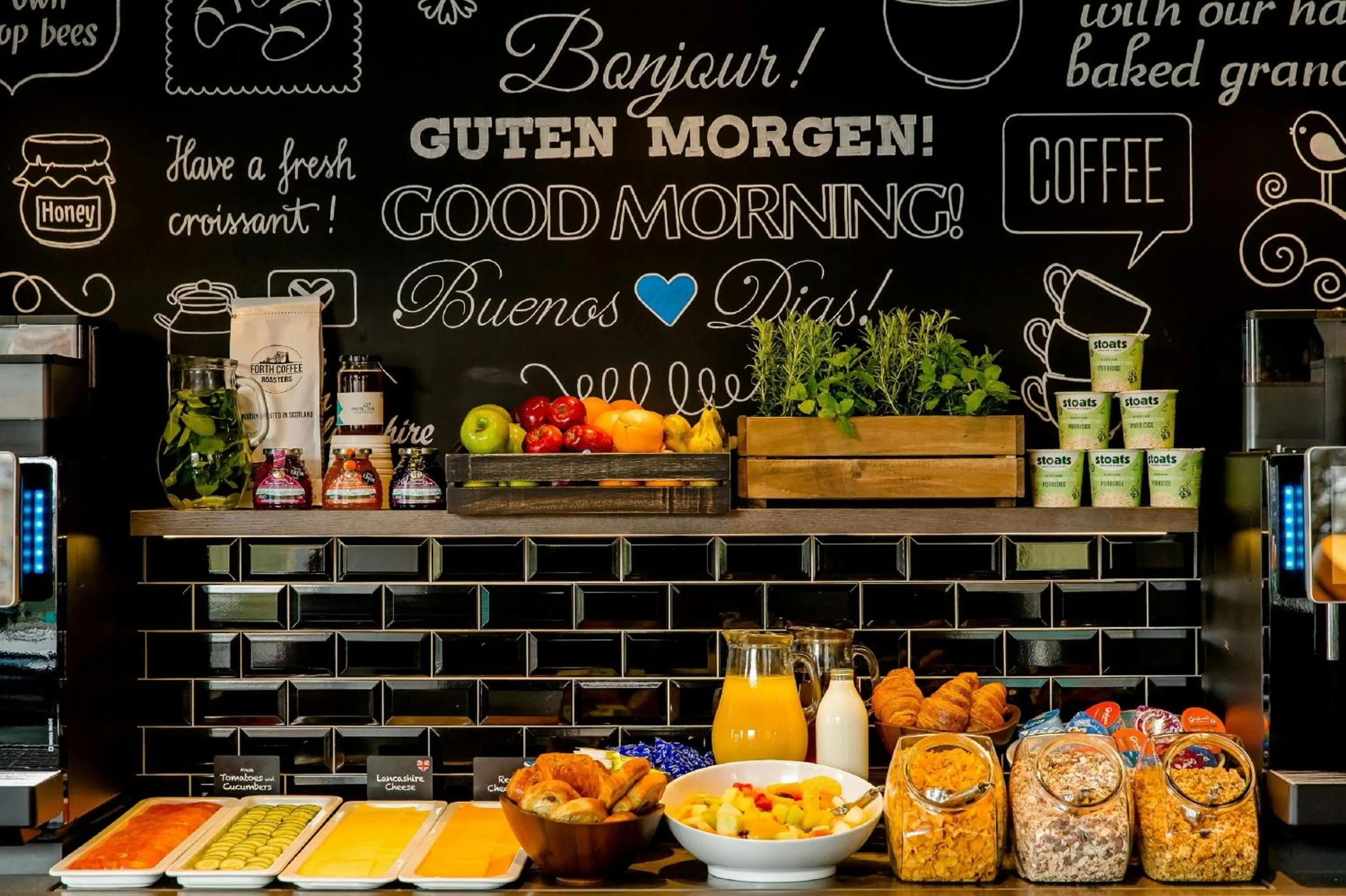 Buffet breakfast in Motel One London-Tower Hill