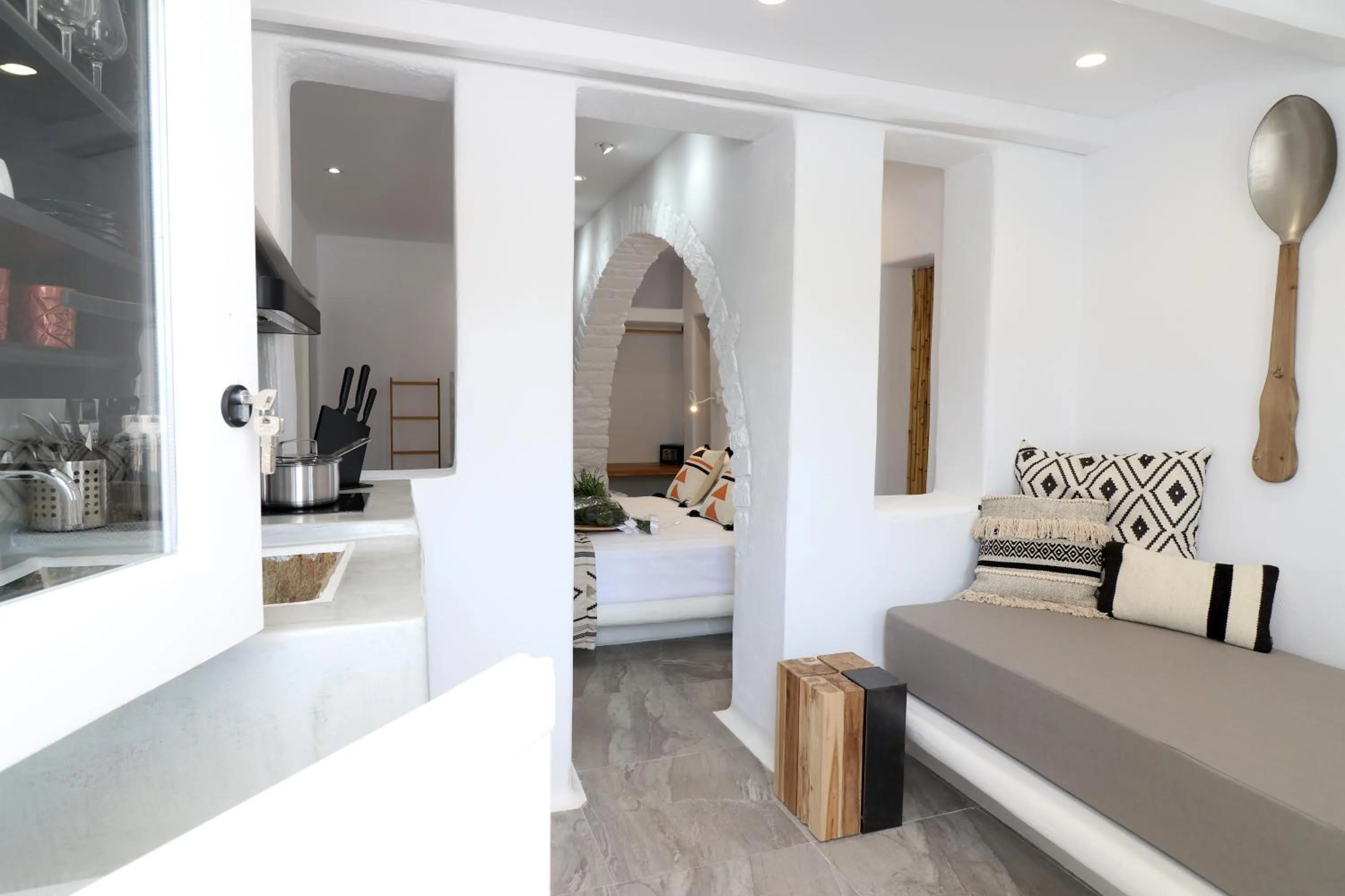 Kitchen or kitchenette, Bed in Annio studios