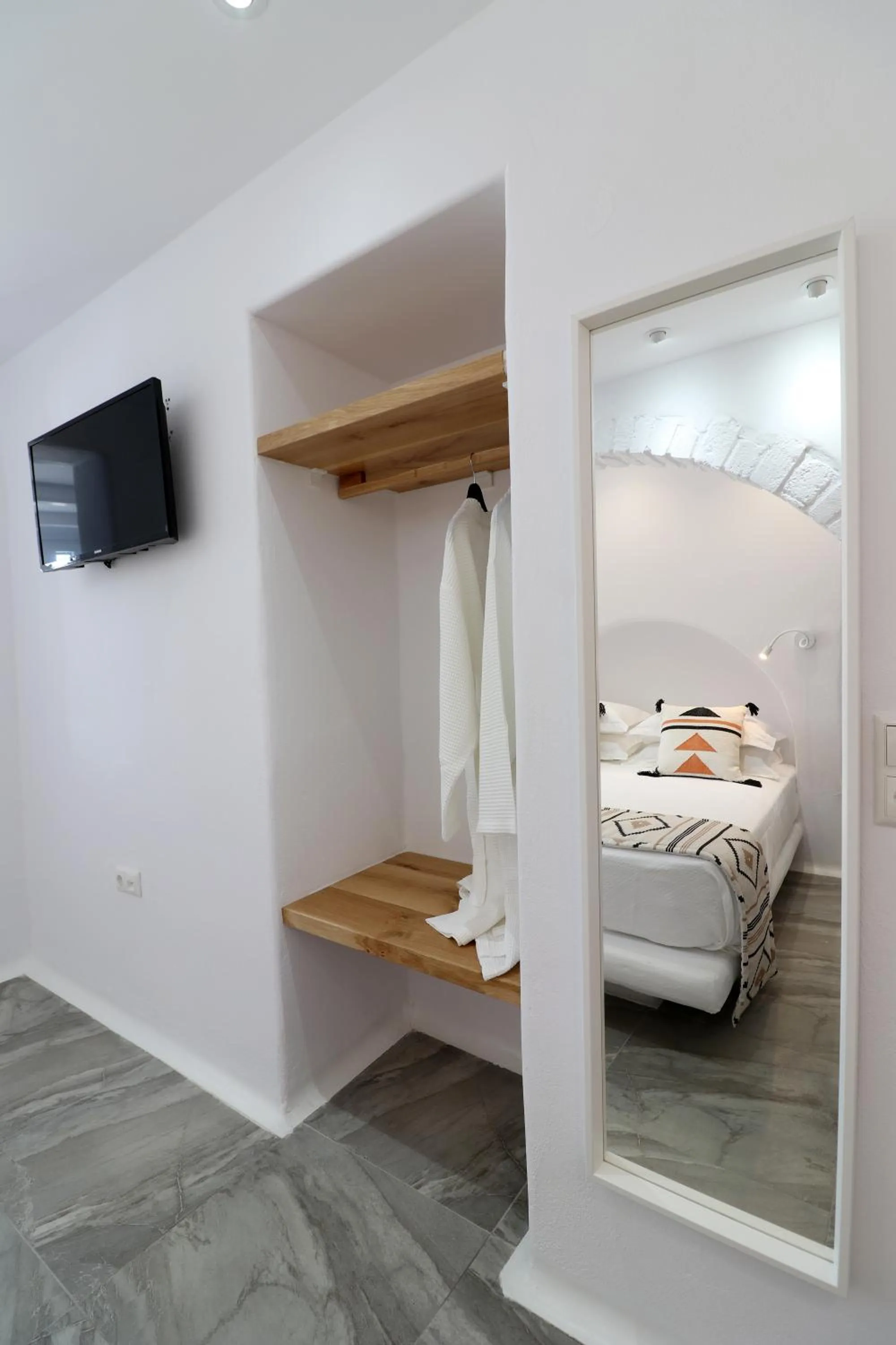 Bed in Annio studios