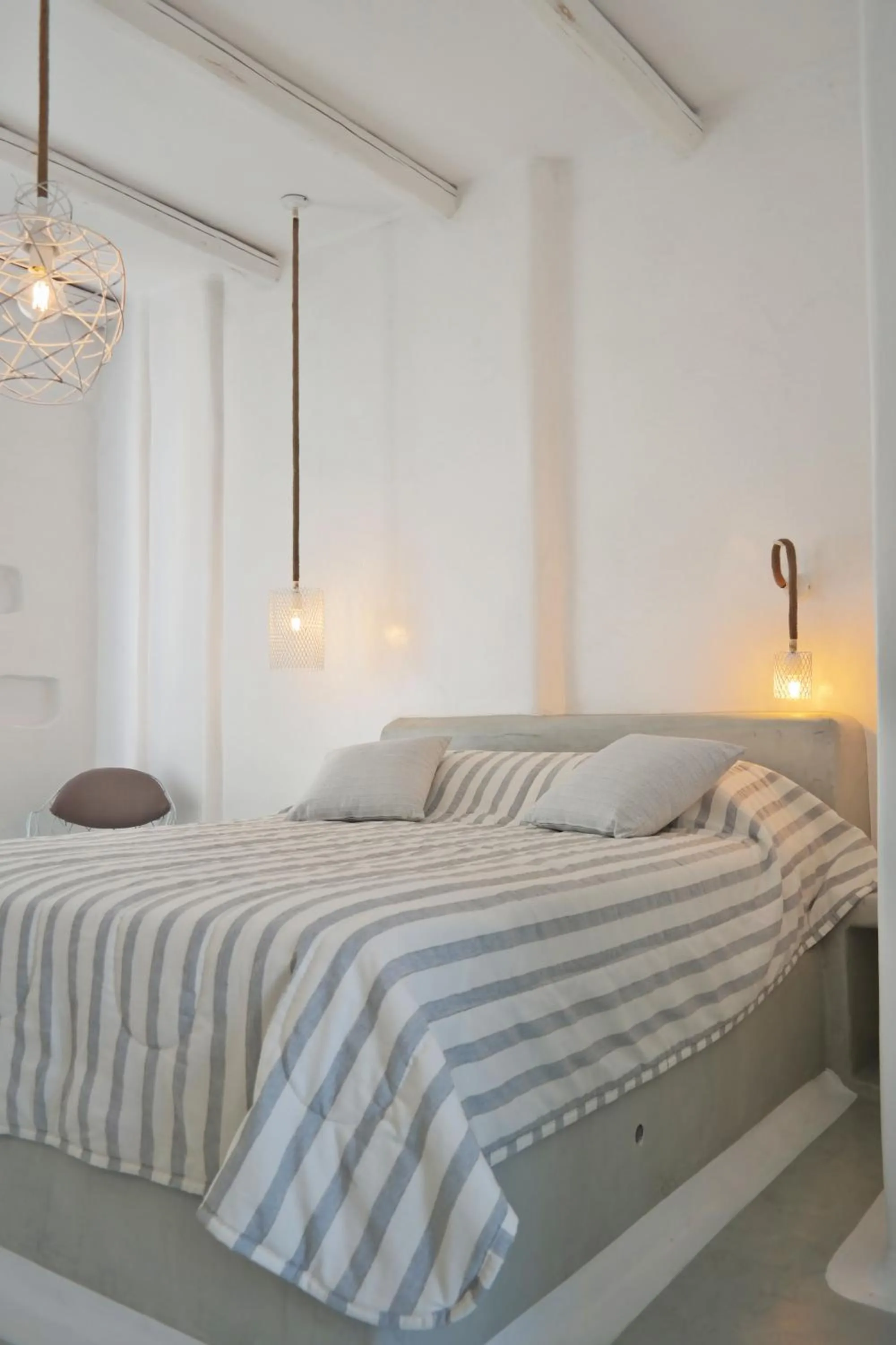 Bedroom, Bed in Annio studios