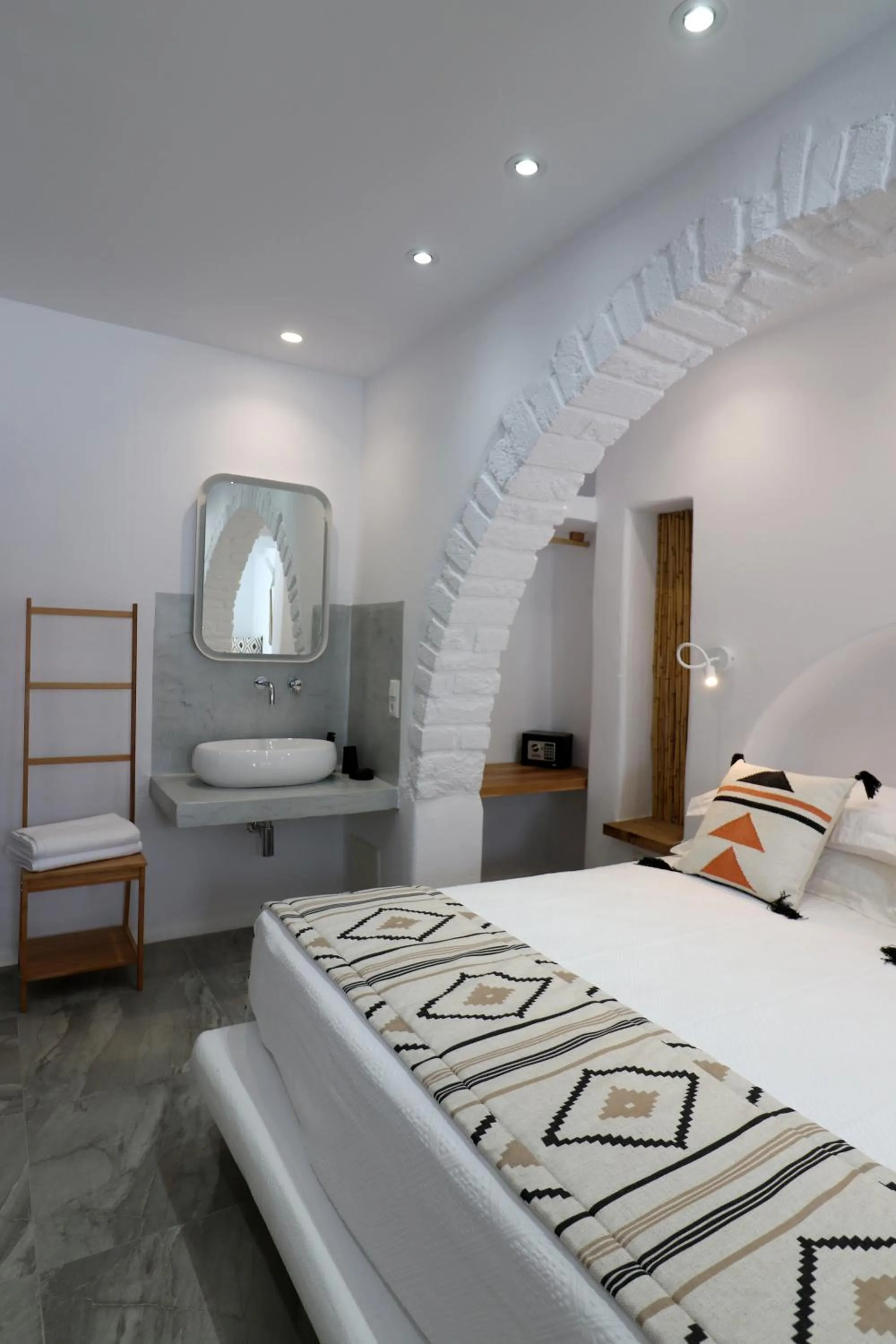 Bedroom, Bed in Annio studios