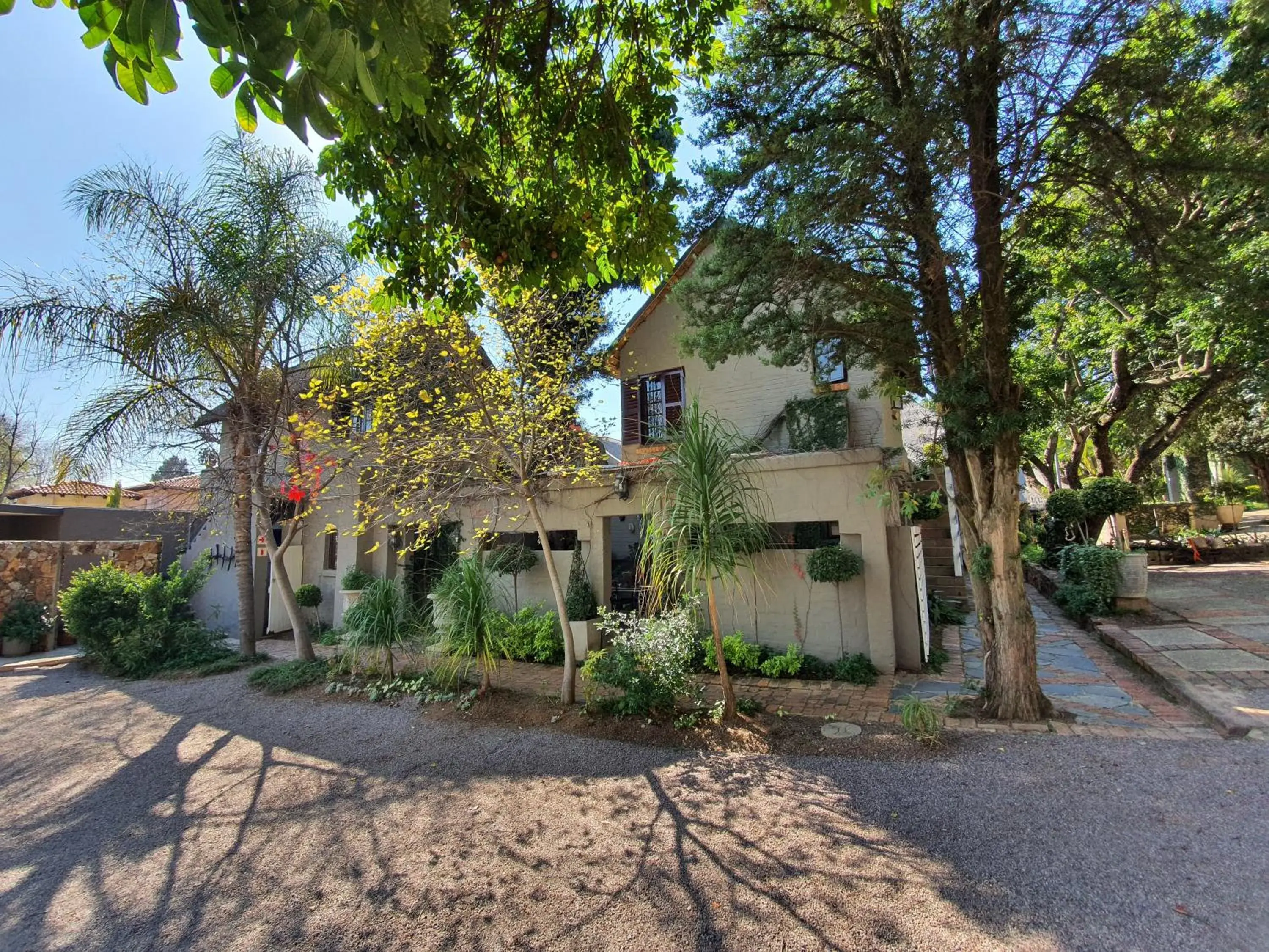 Family Room - single occupancy in Waterhouse Guest Lodge in Waterkloof Family Room - single occupancy in Waterhouse Guest Lodge in Waterkloof