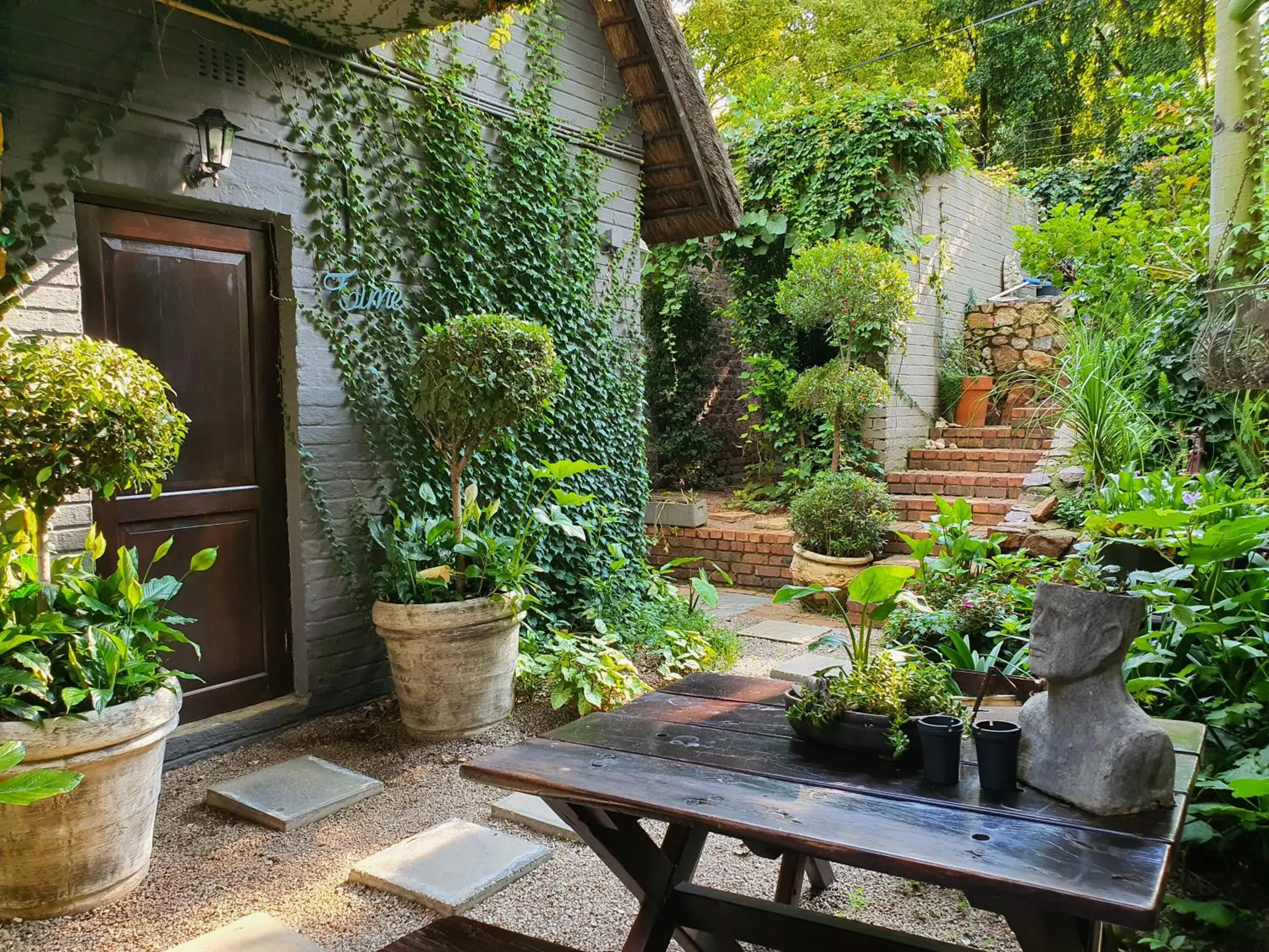 Twin/Double Room - single occupancy in Waterhouse Guest Lodge in Waterkloof Twin/Double Room - single occupancy in Waterhouse Guest Lodge in Waterkloof