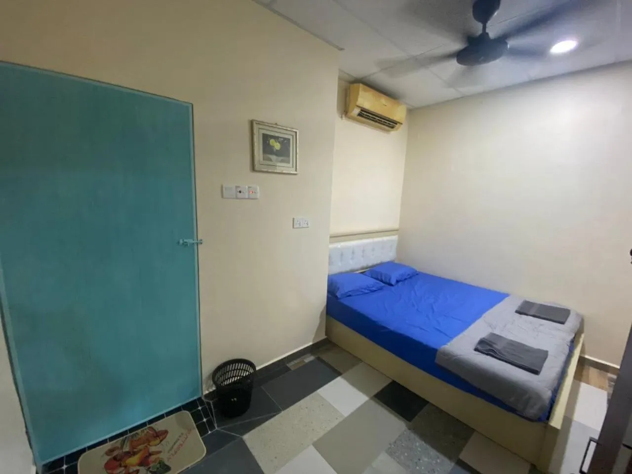 Double Room with Private Bathroom - single occupancy in Hotel O Ray Yan Guesthouse