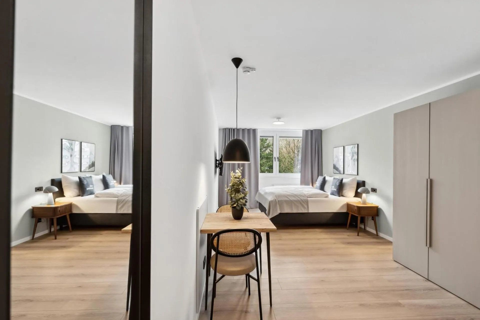 Bed in Limehome Salzburg Sterneckstr