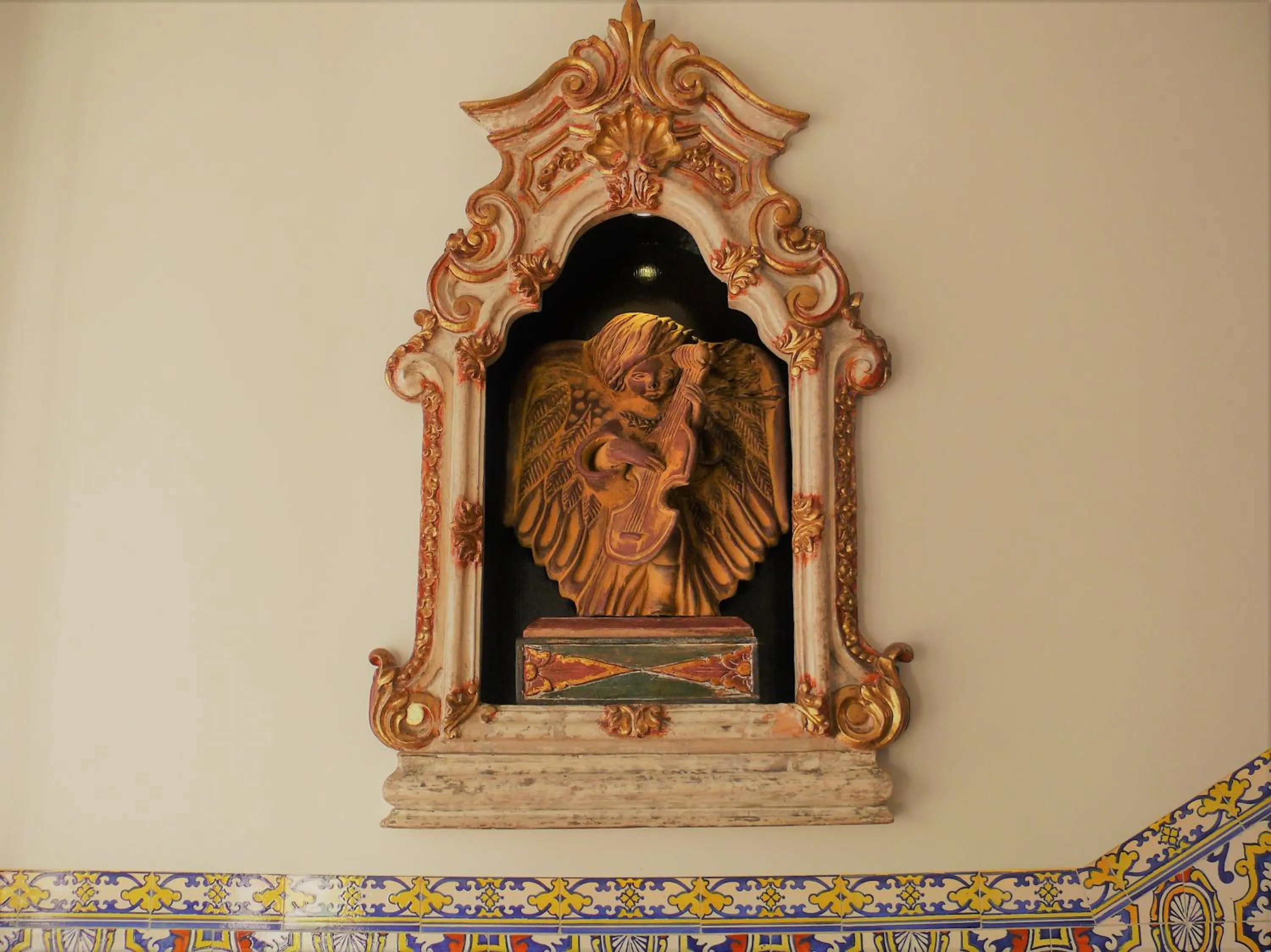 Decorative detail in Welcome In