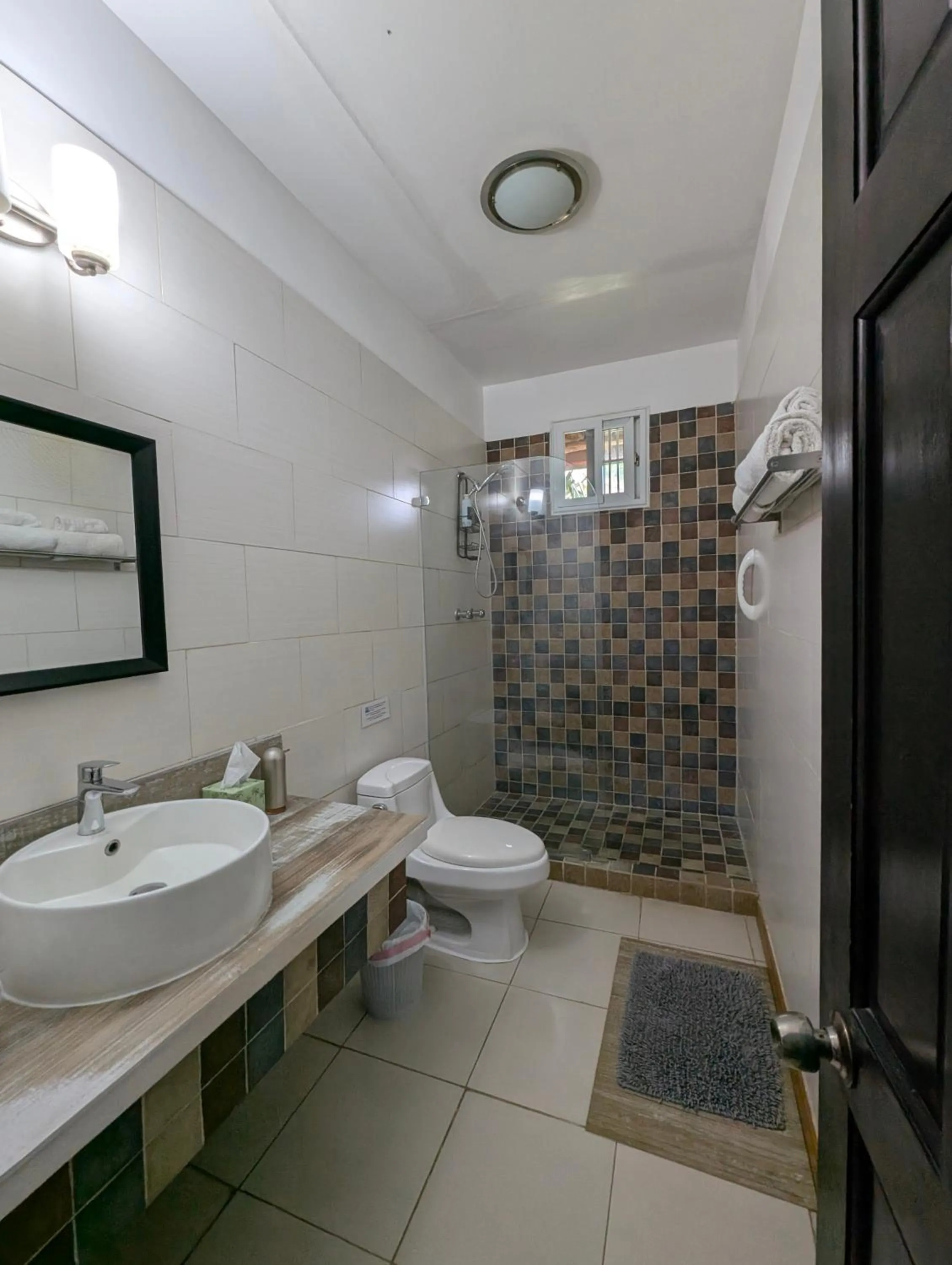 Bathroom in Villa Botero By Casa Mojito