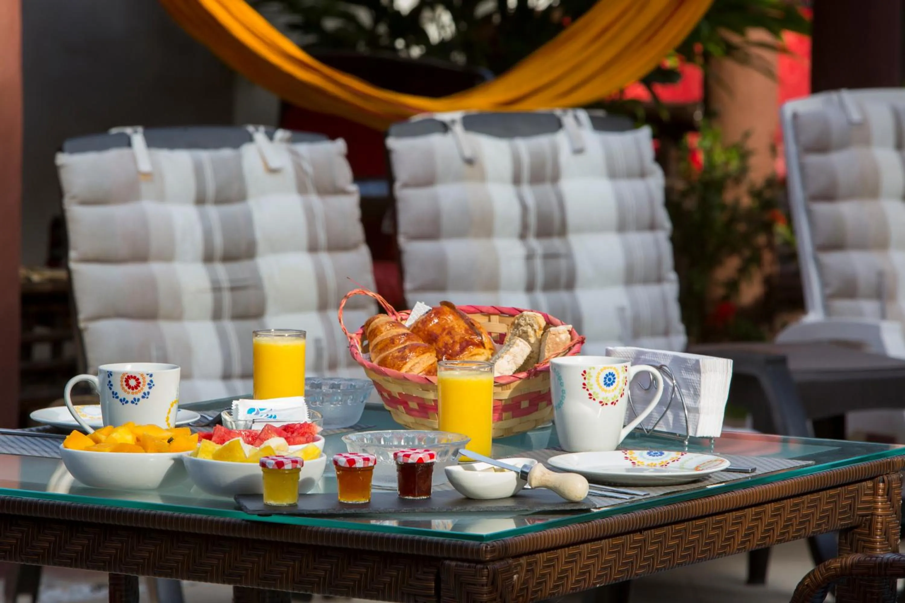 Continental breakfast in Villa Botero By Casa Mojito