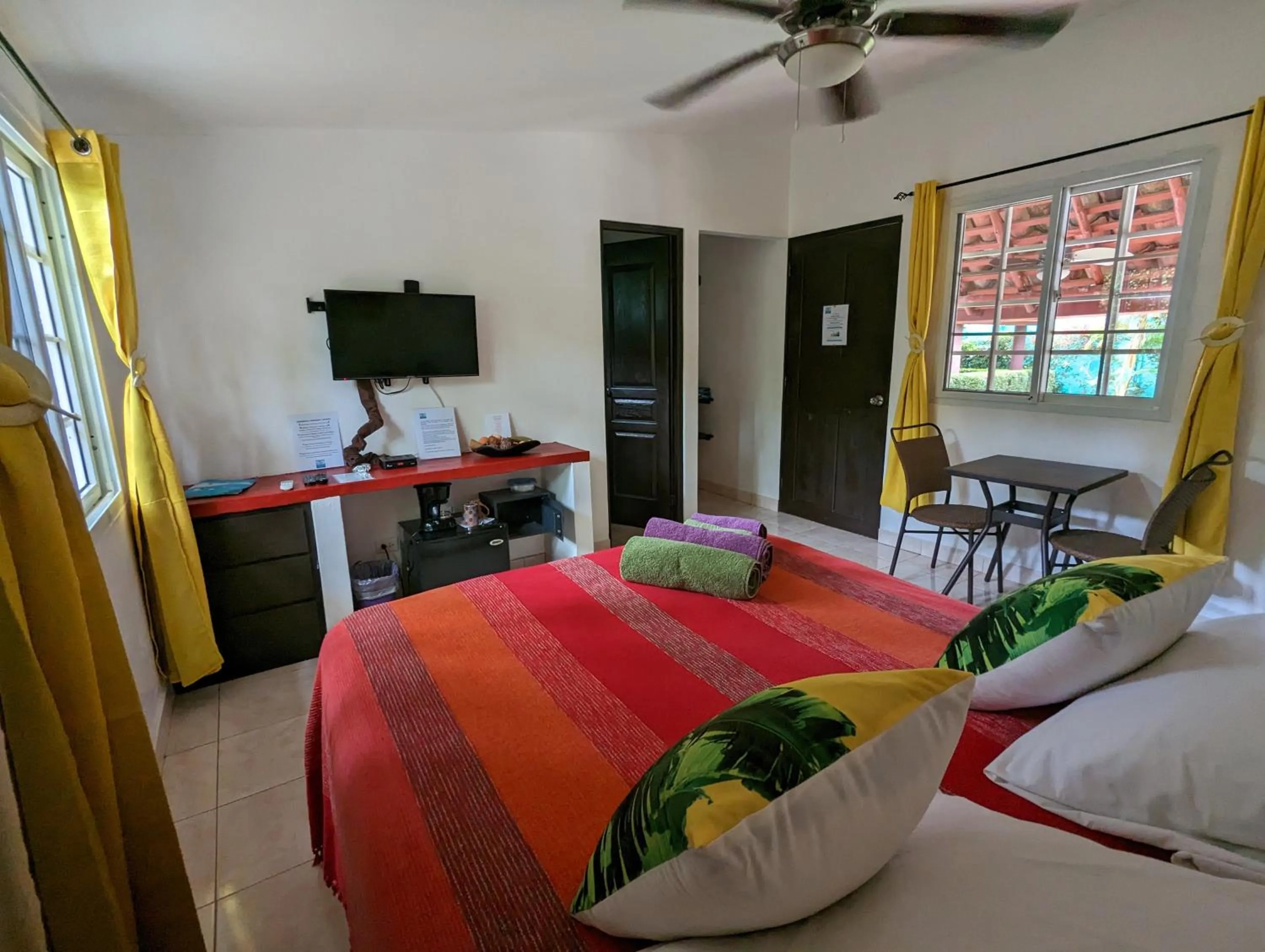 Bedroom, Bed in Villa Botero By Casa Mojito