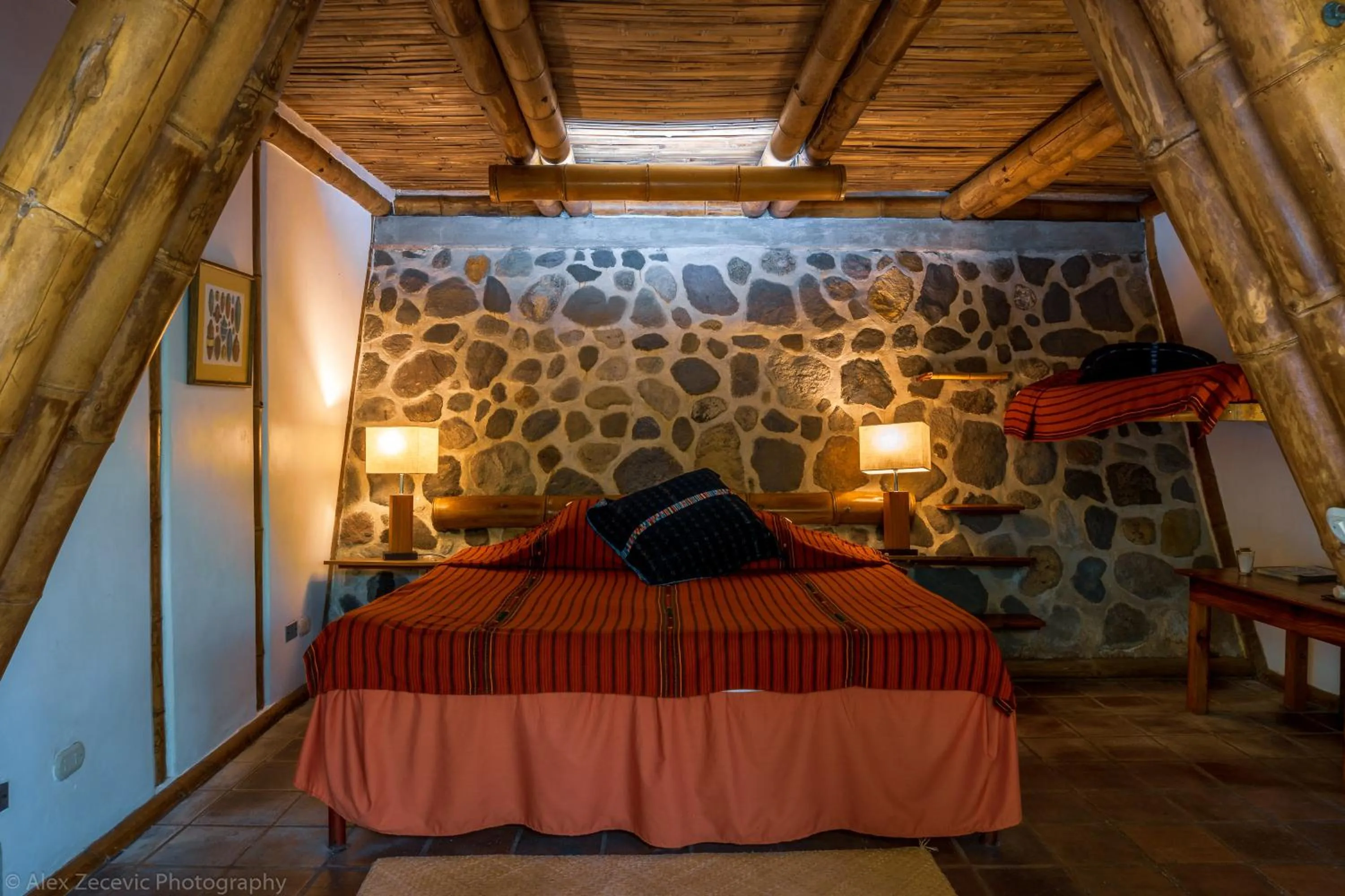 Bed in Reserva Natural Atitlan