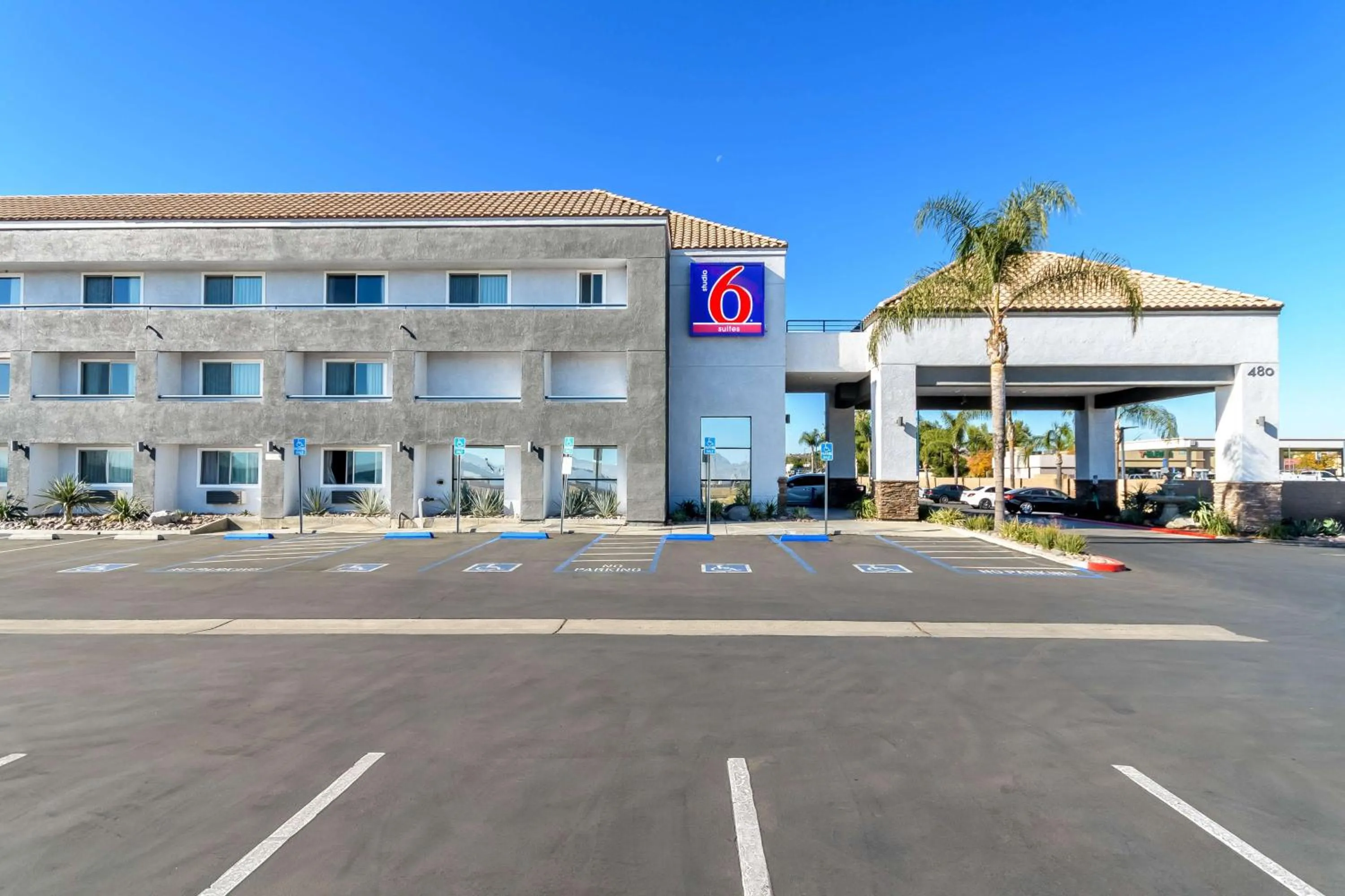 Property building in Studio 6 Suites Perris, CA