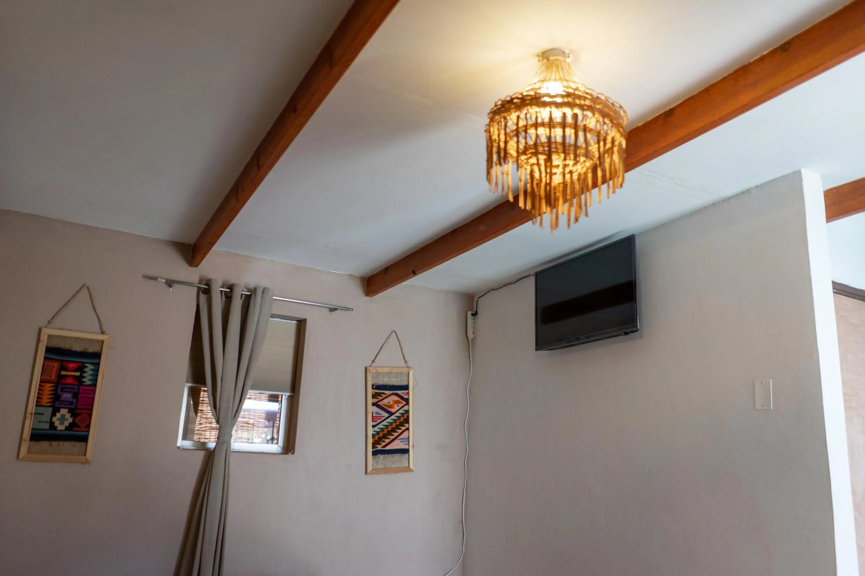 TV and multimedia in Hostal Katarpe