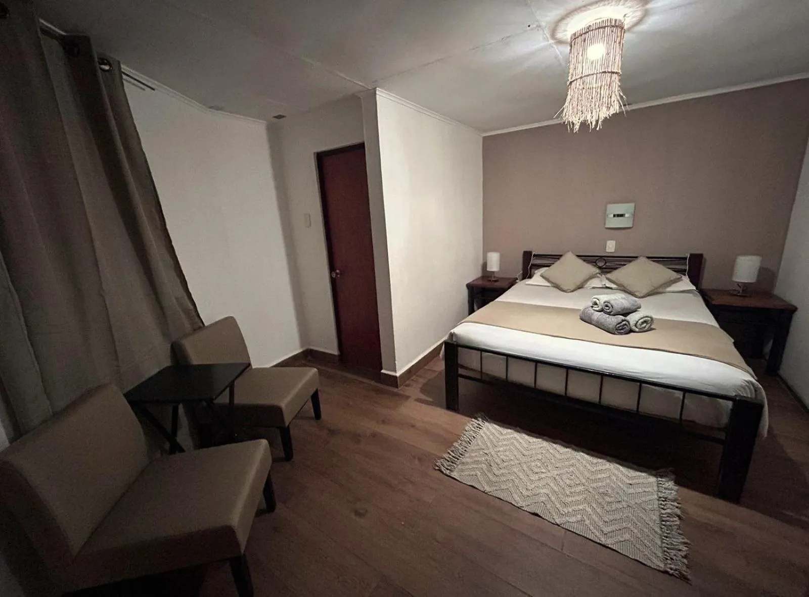 Bedroom, Bed in Hostal Katarpe