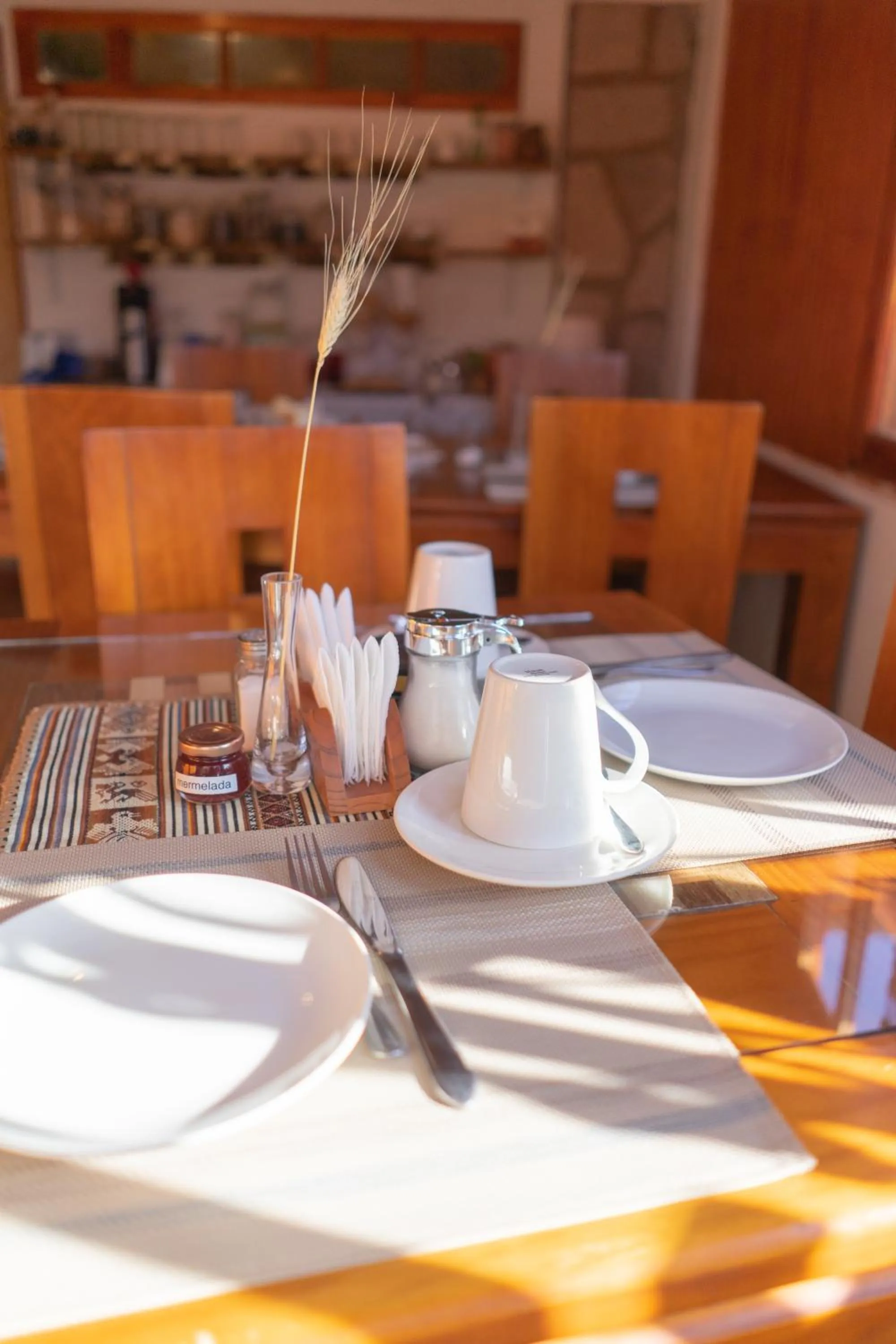 Dining area in Hostal Katarpe
