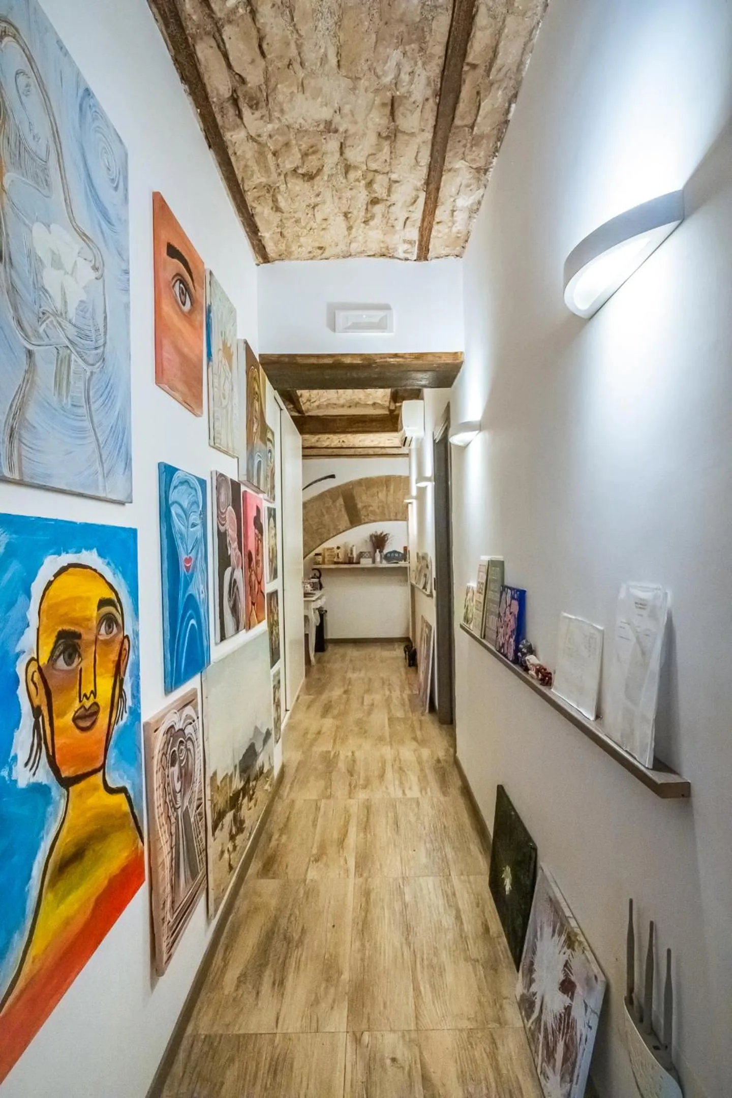 Decorative detail, Bed in Il Campanile