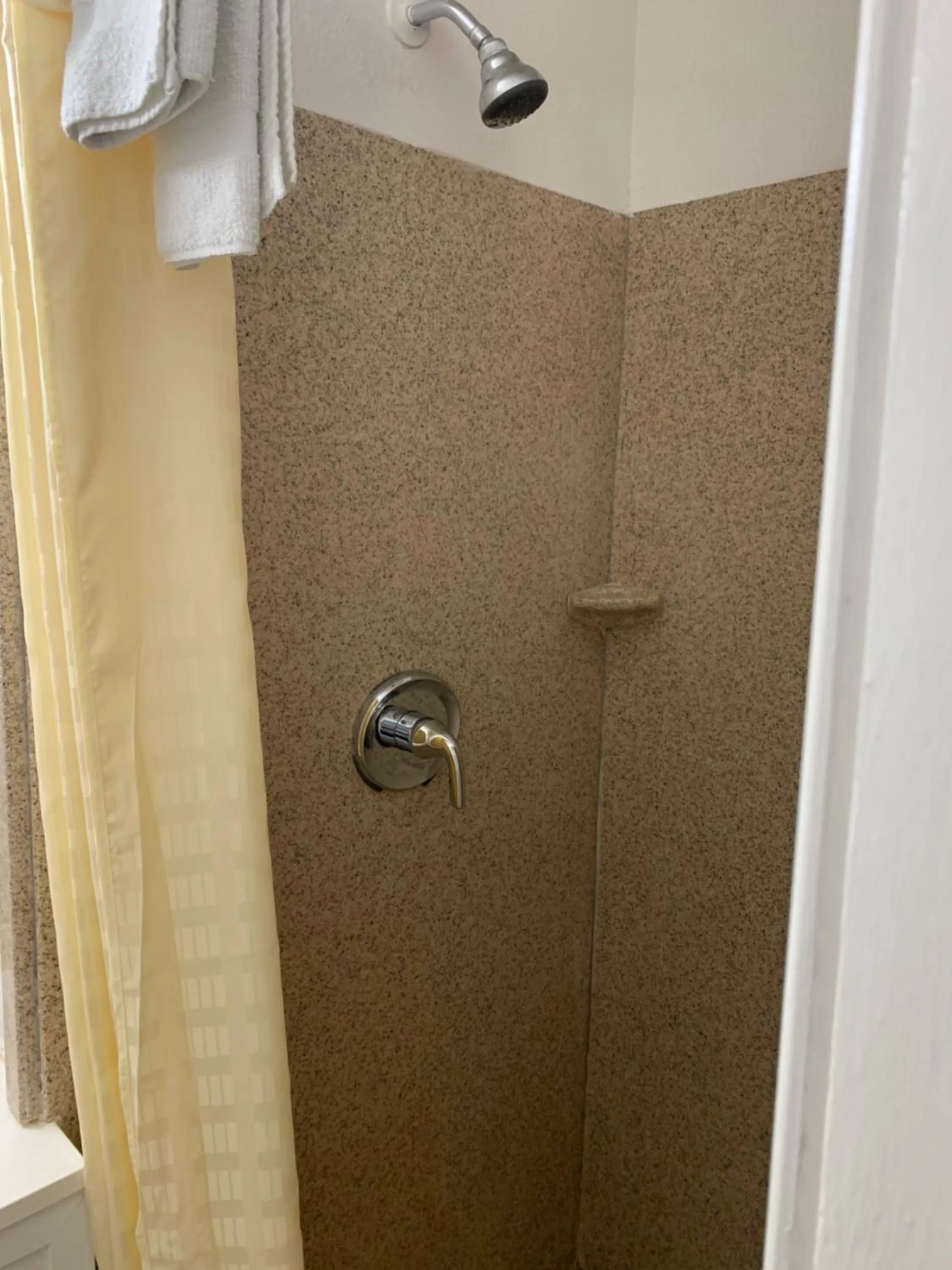Shower in Budget Inn