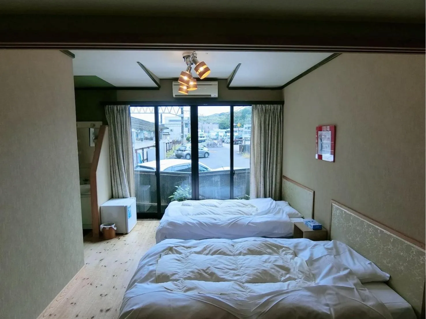Photo of the whole room, Bed in Minshuku Inn Shirahama Ekinoyado