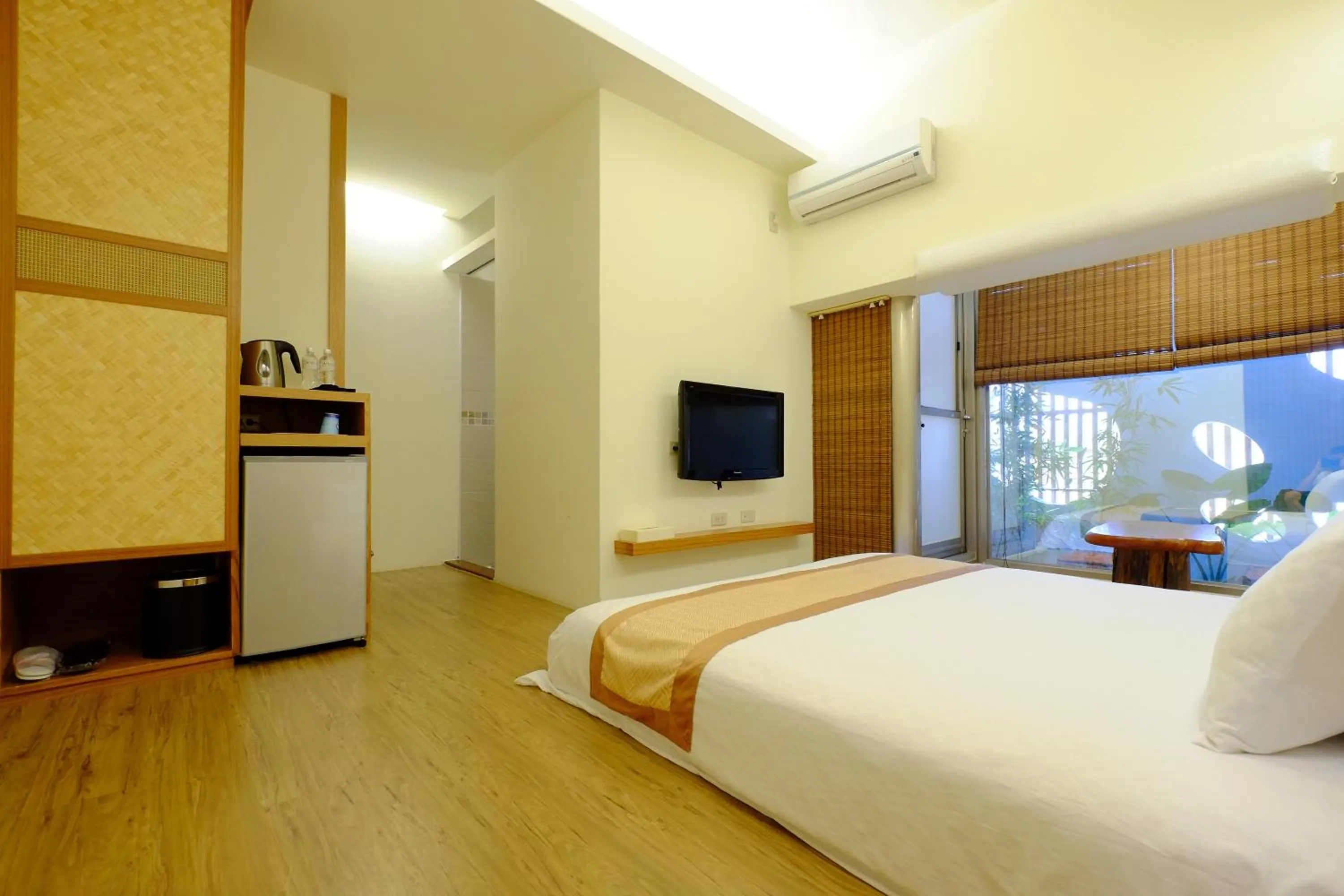 Bedroom, Bed in Cloud Inn