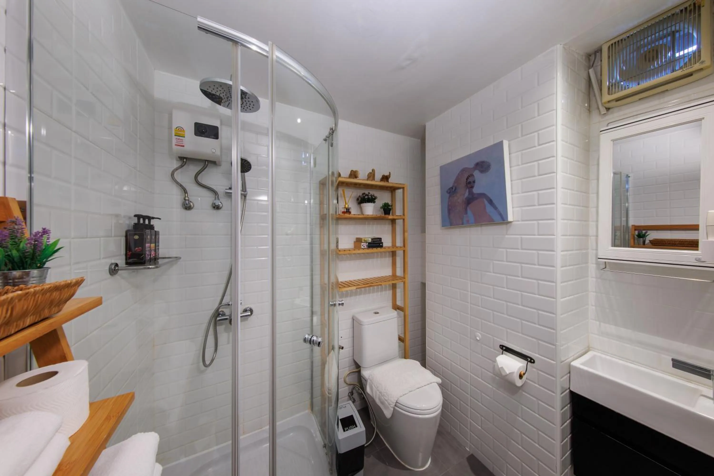 Shower in Chala Number 2 Art and Gallery