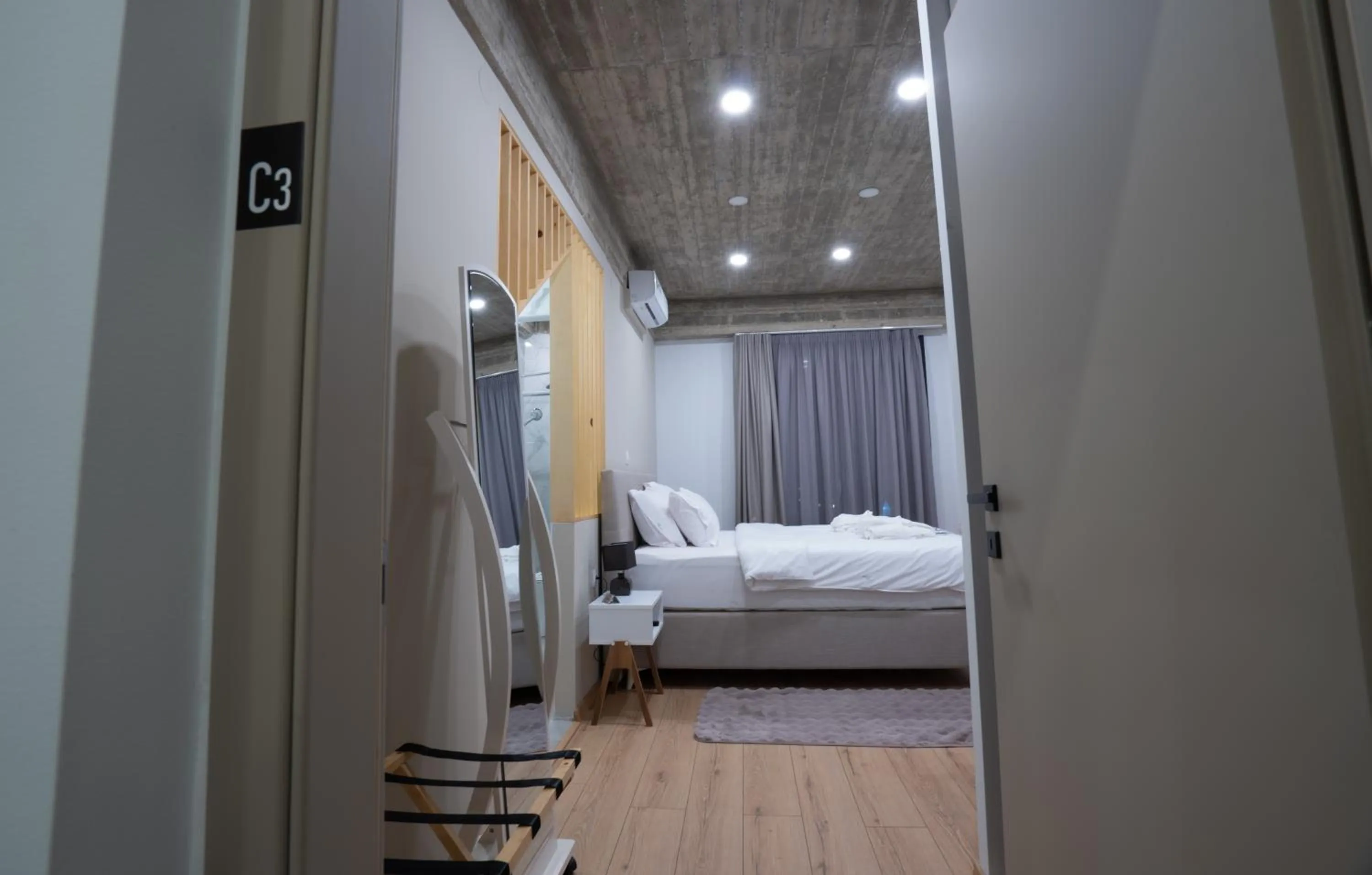 Bedroom, Bed in THE ROOMS