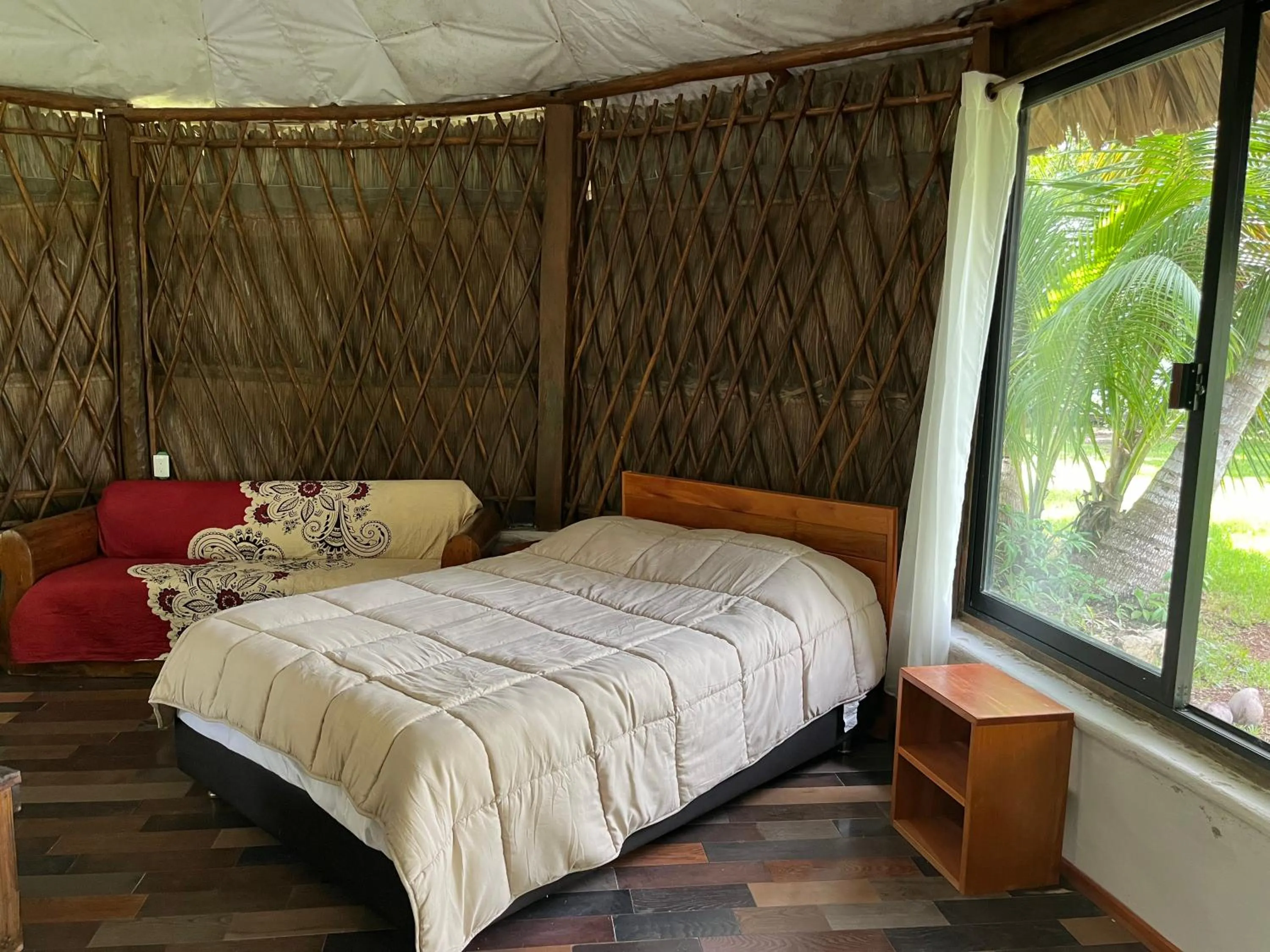 Bedroom, Bed in Xanthus Hotel