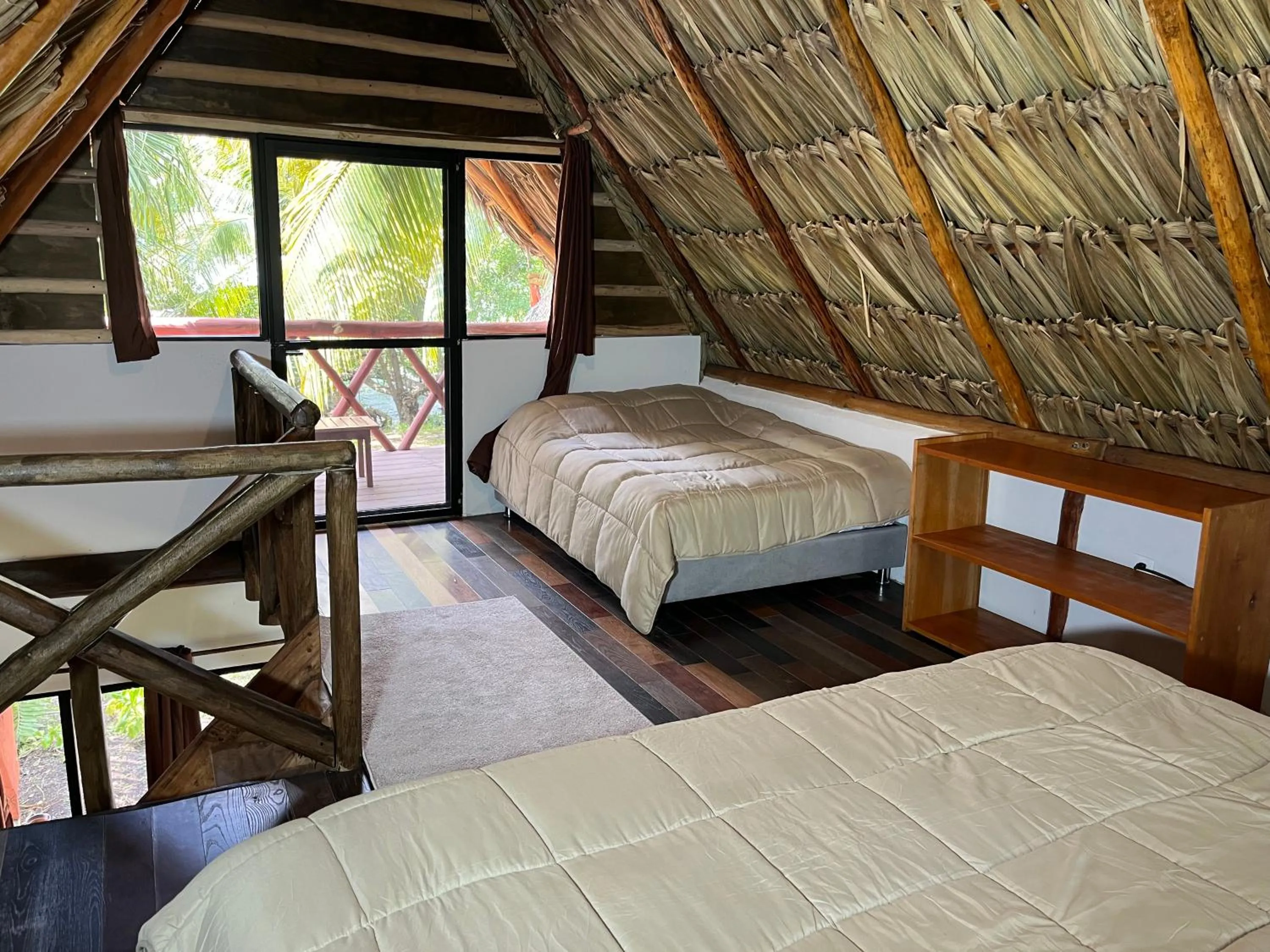 Photo of the whole room, Bed in Xanthus Hotel