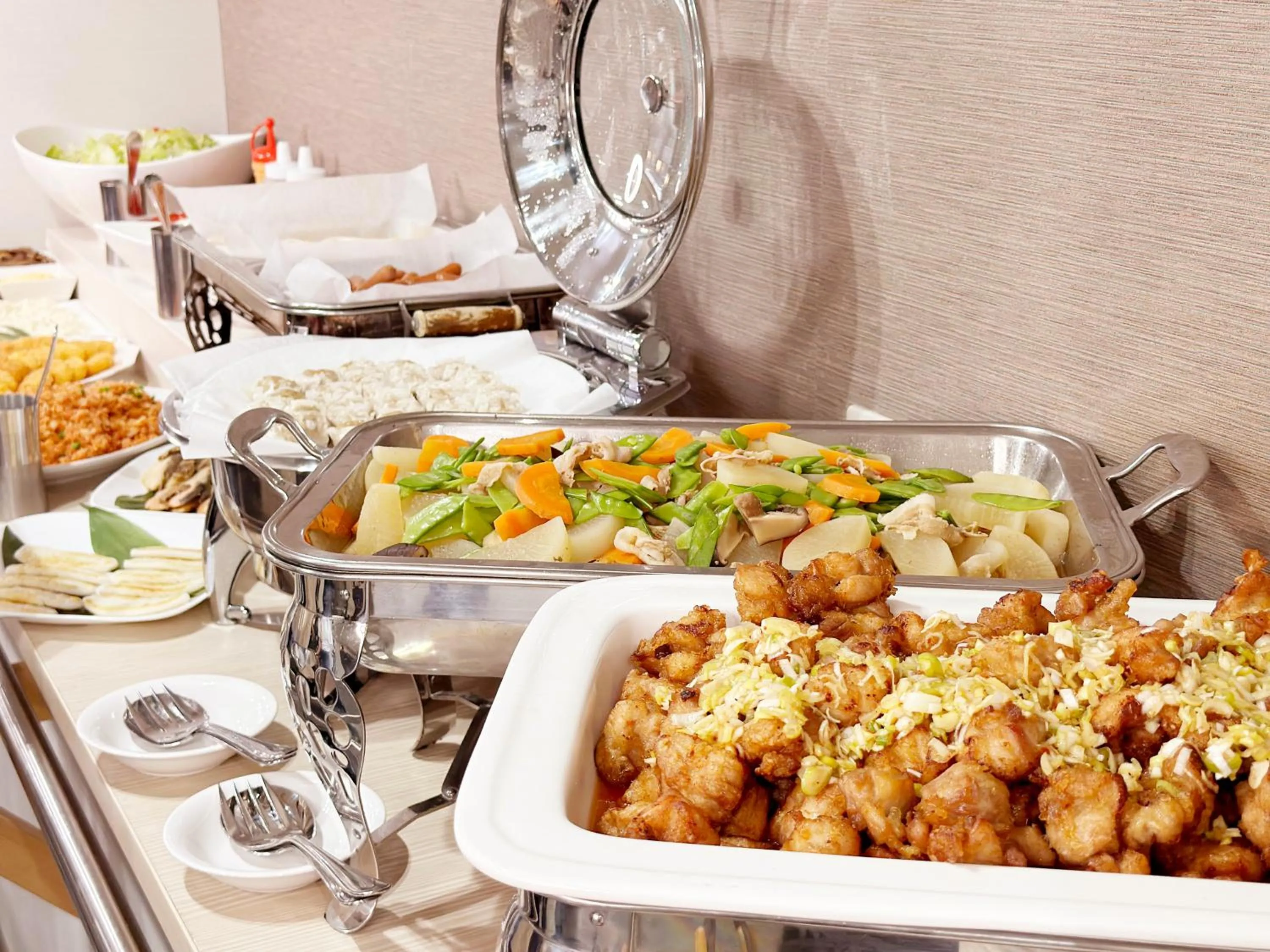 Breakfast in Hotel Green Arbor