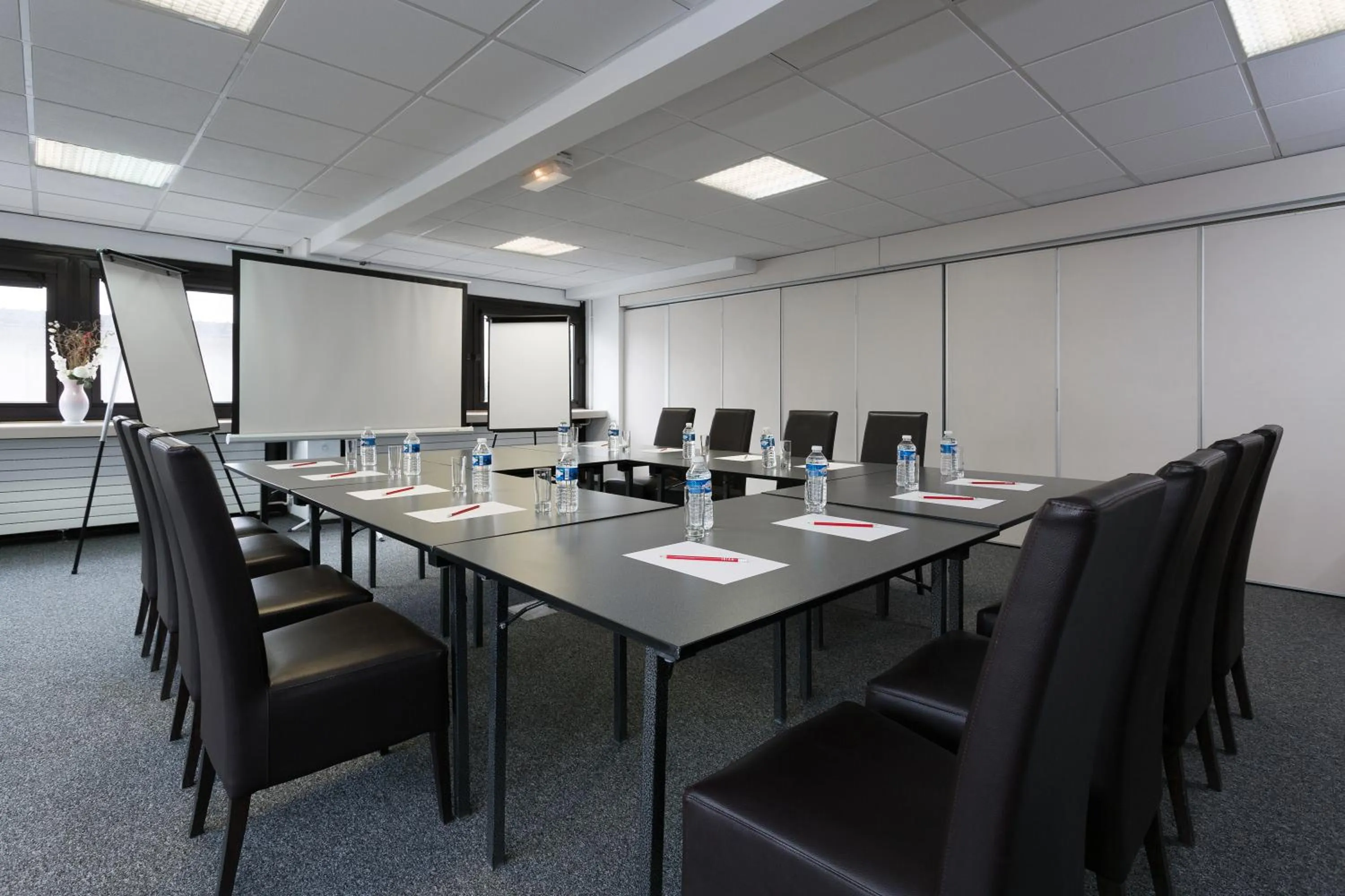 Area and facilities in Madame Vacances Hôtel et Spa Ibiza