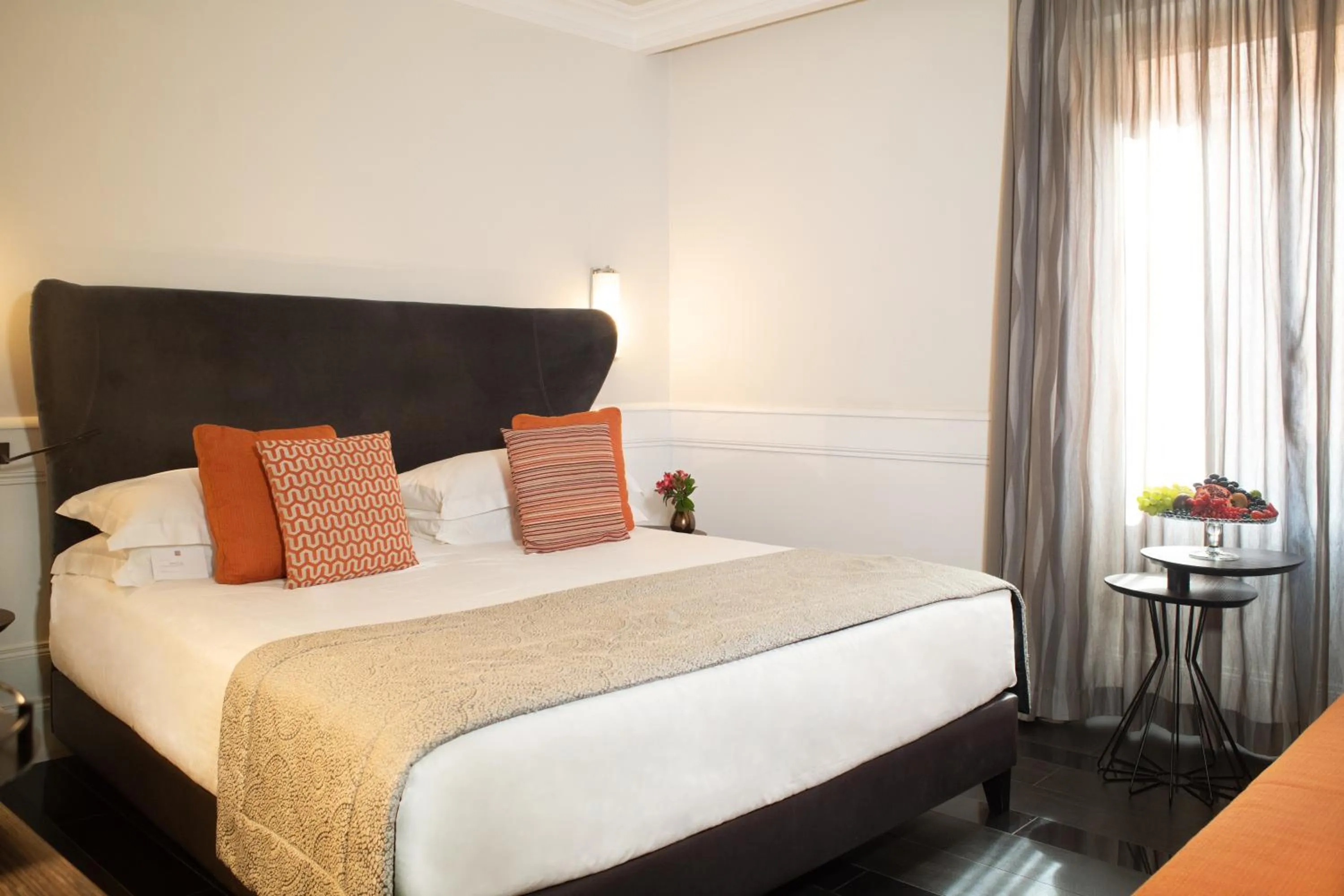 Bed in Palazzo Navona Hotel