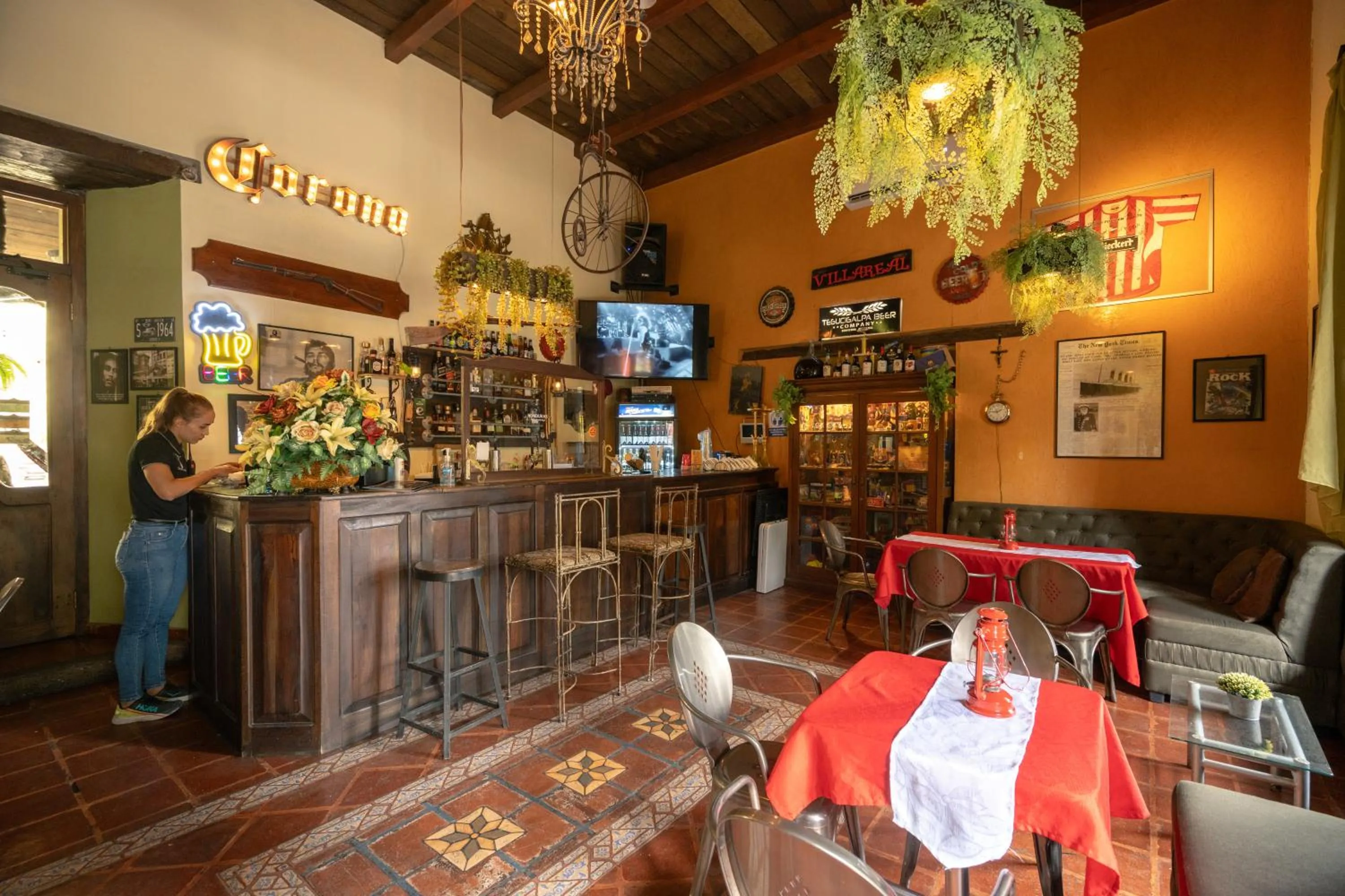 Restaurant/places to eat in Hotel Caxa Real