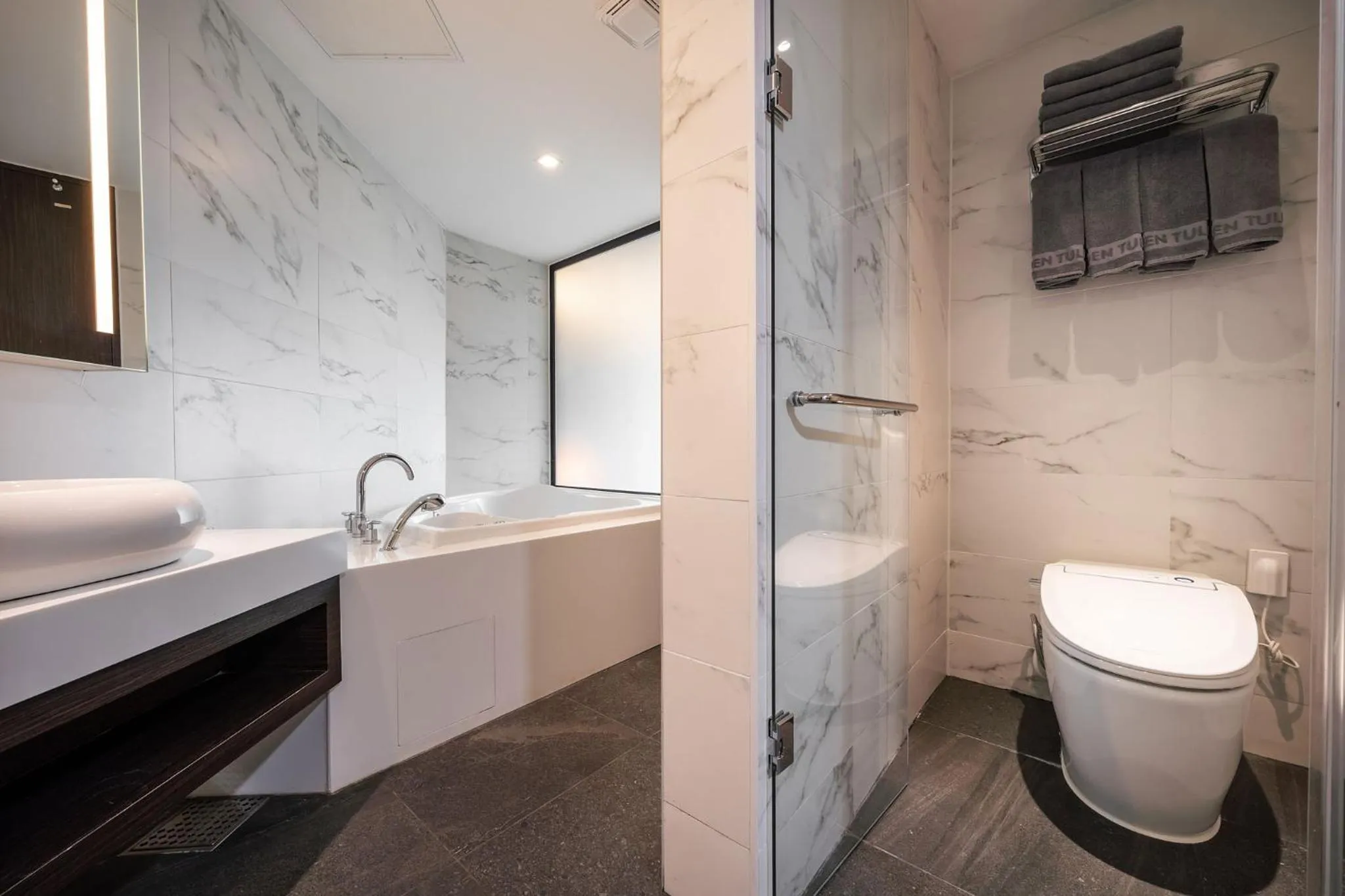 Jeju Seongsan Golden View Hotel