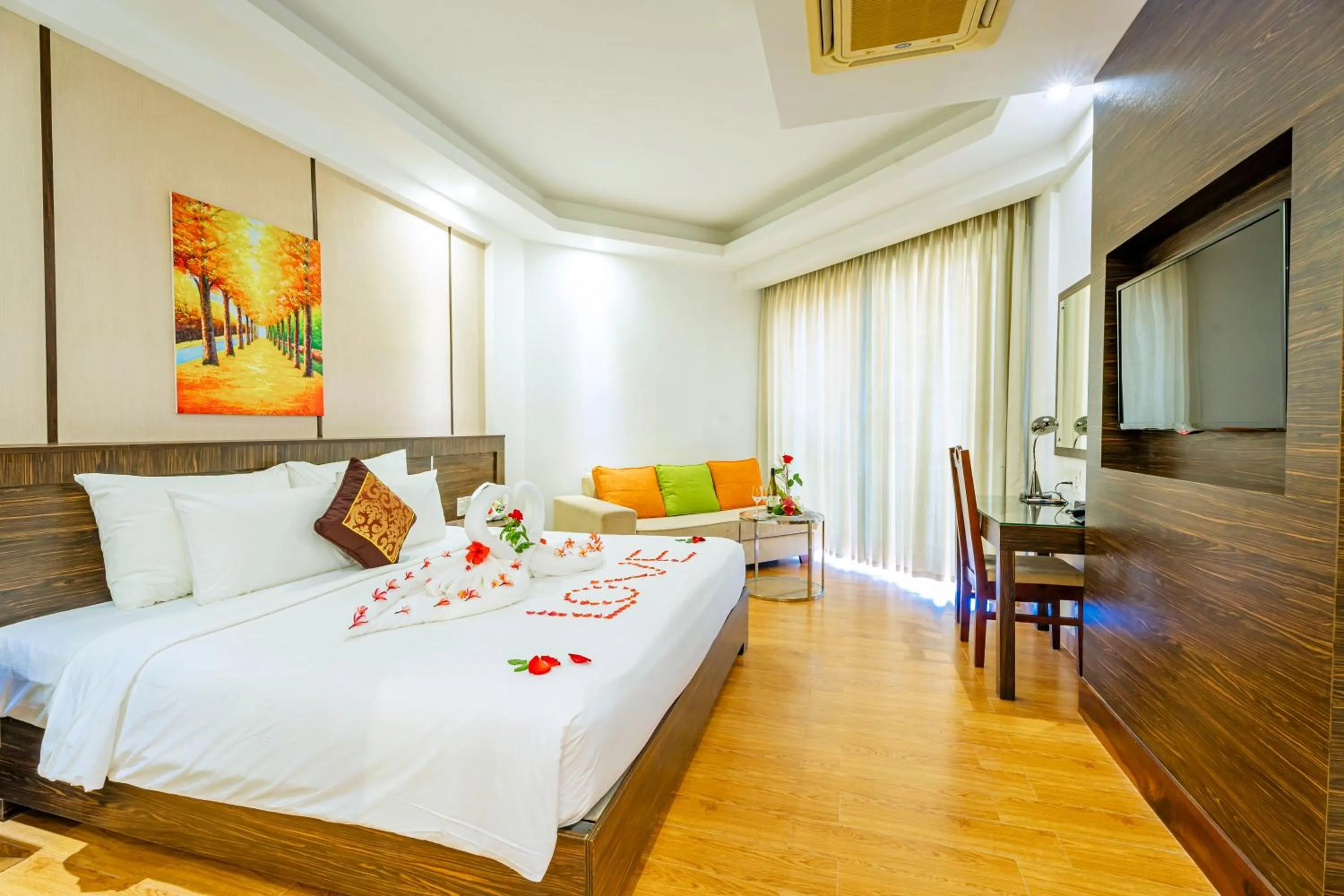 Bedroom, Bed in Ocean Waves Resort Cam Ranh