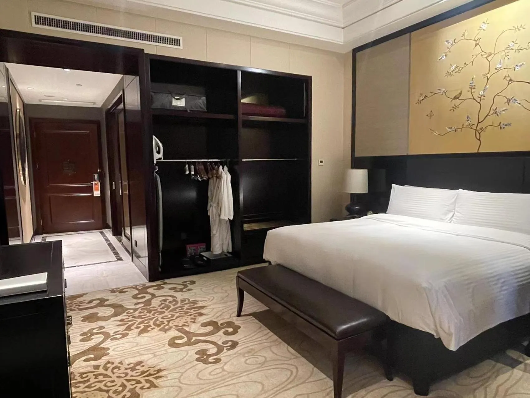 Bed in Wyndham Grand Xi'an South