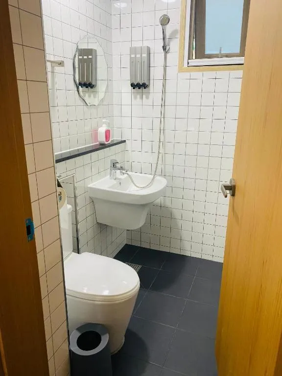 38th Street Guesthouse