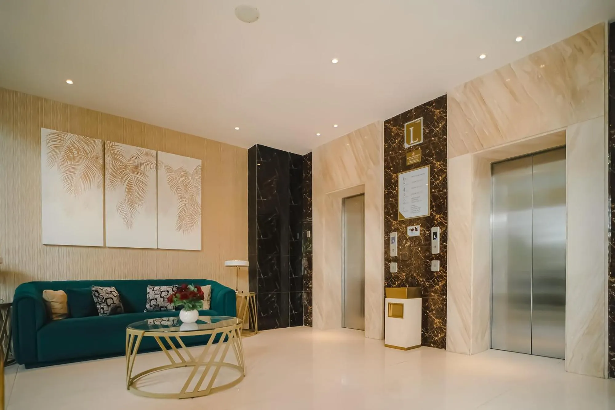 Lobby or reception in Portola Grand Arabia Hotel