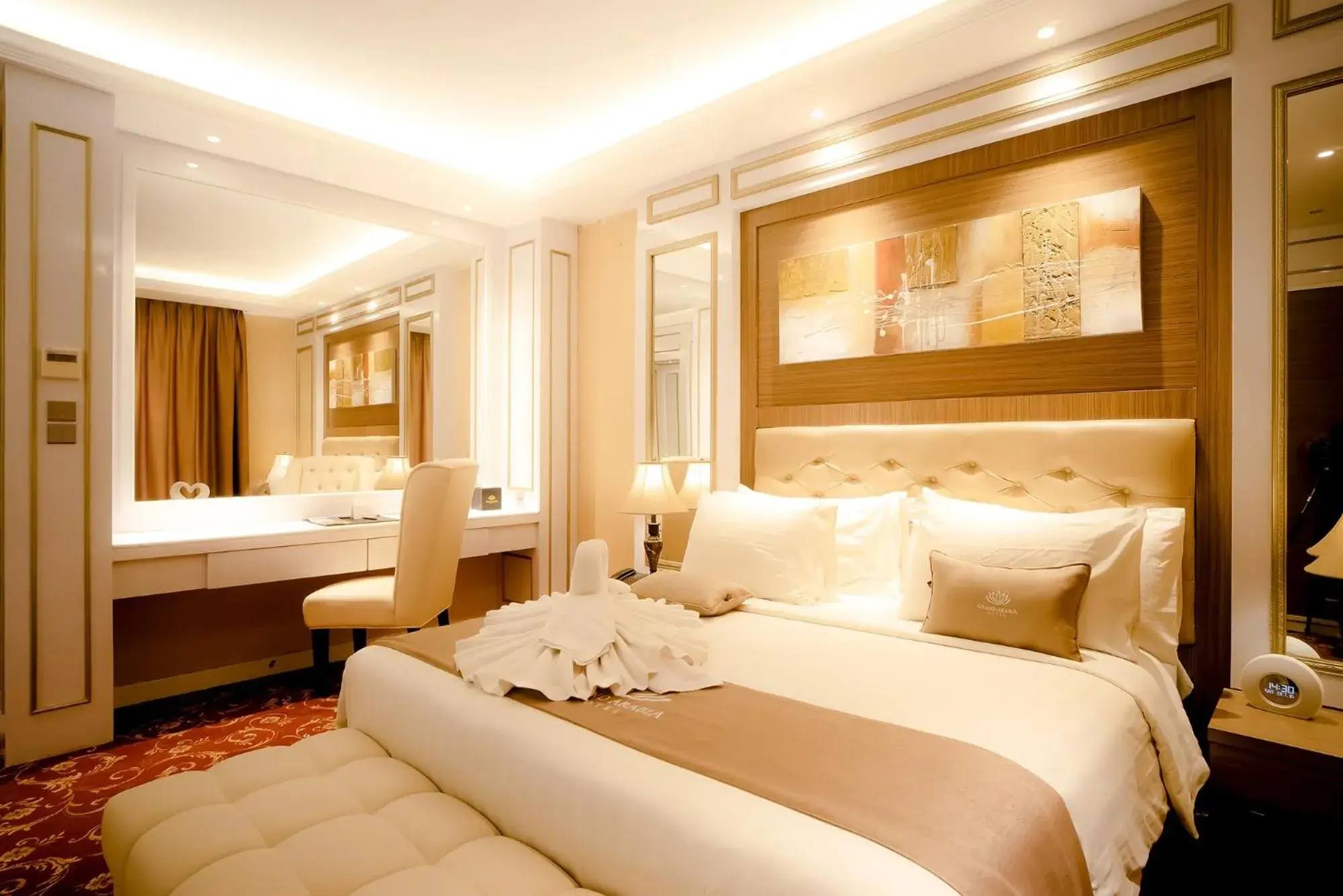 King Suite in Portola Grand Arabia Hotel King Suite in Portola Grand Arabia Hotel