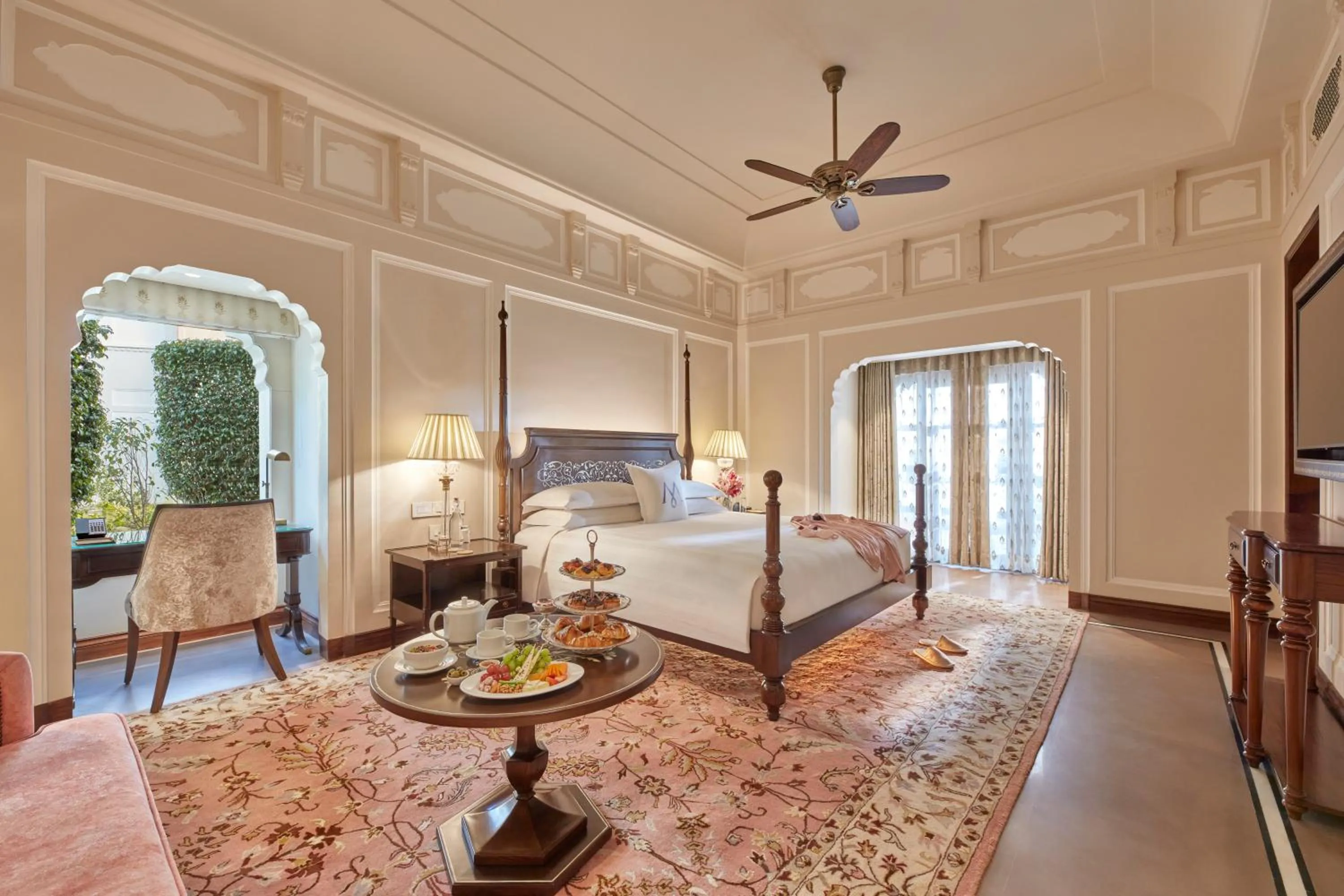 Bedroom, Bed in Mementos by ITC Hotels Jaipur