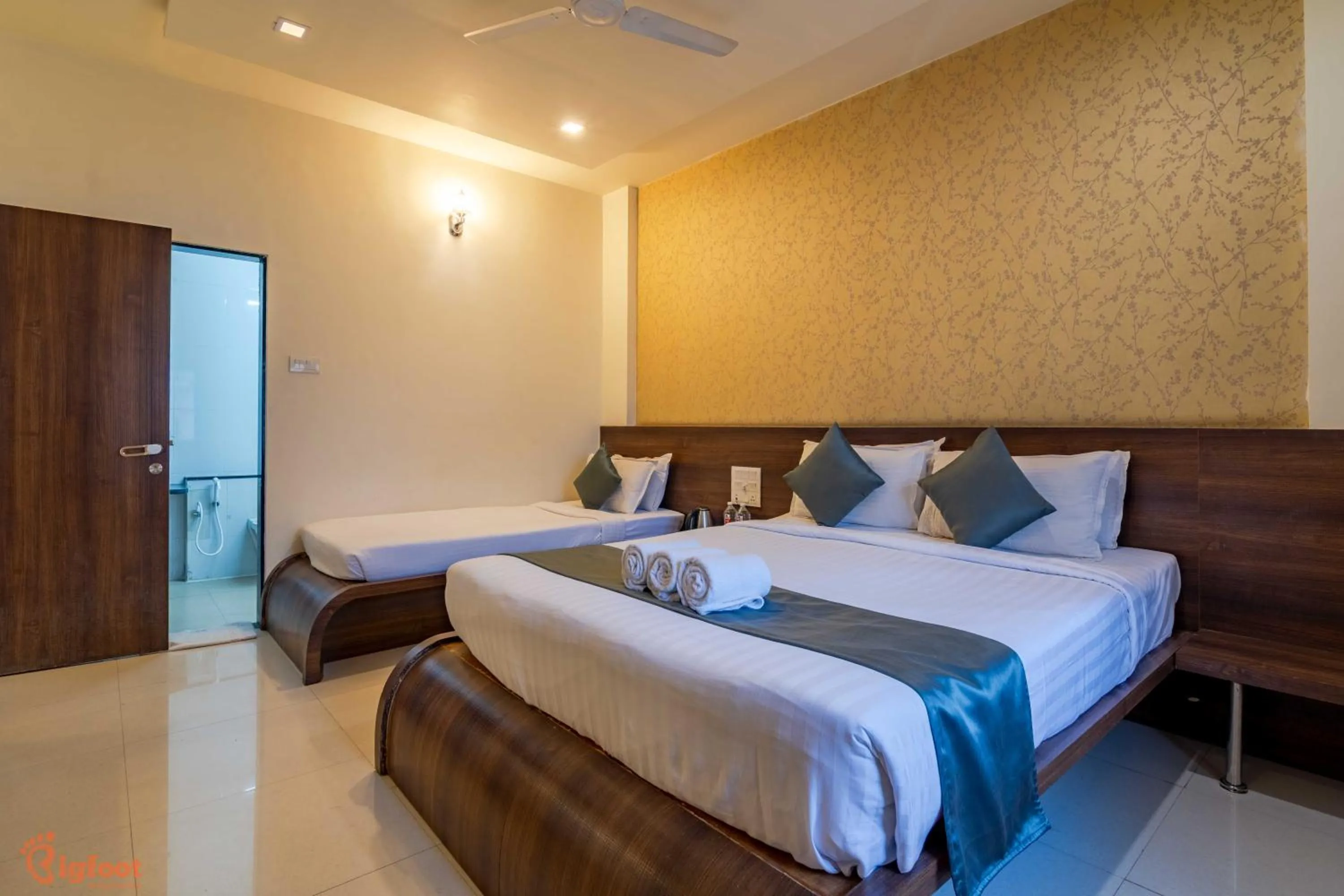 Photo of the whole room, Bed in Hotel Sai Shree