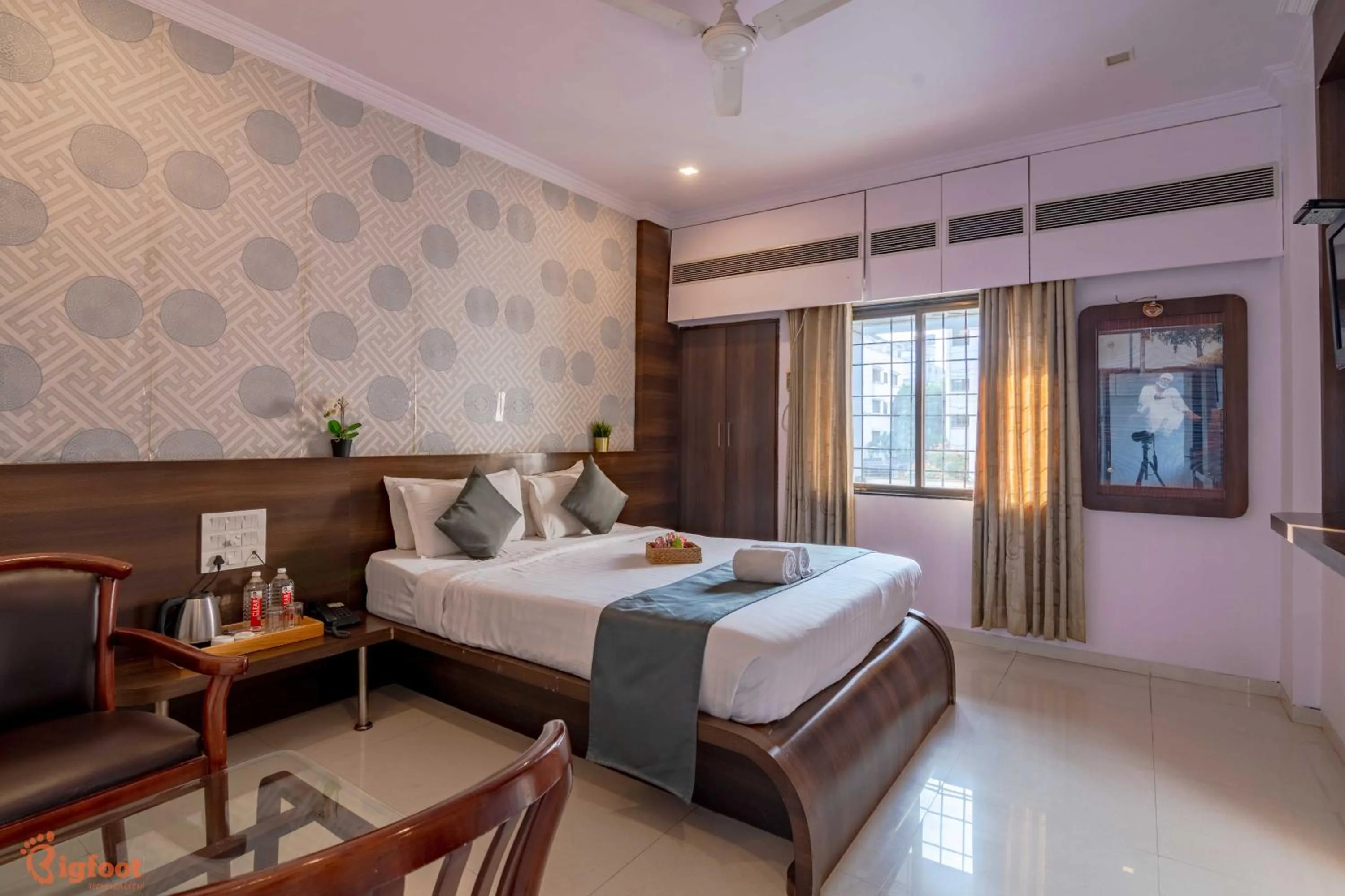 Photo of the whole room, Bed in Hotel Sai Shree