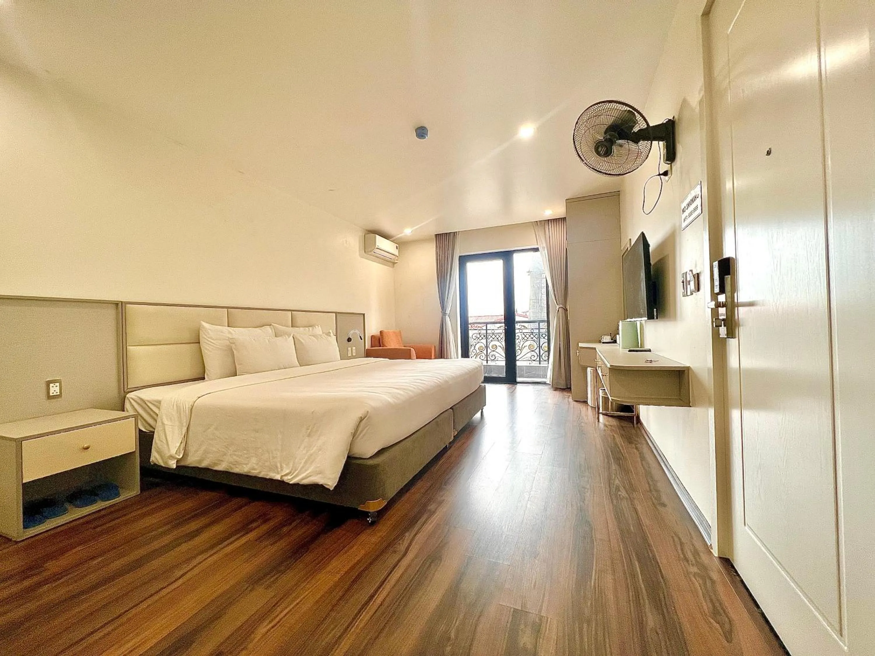 Bed in Grand Dragon Noi Bai Hotel