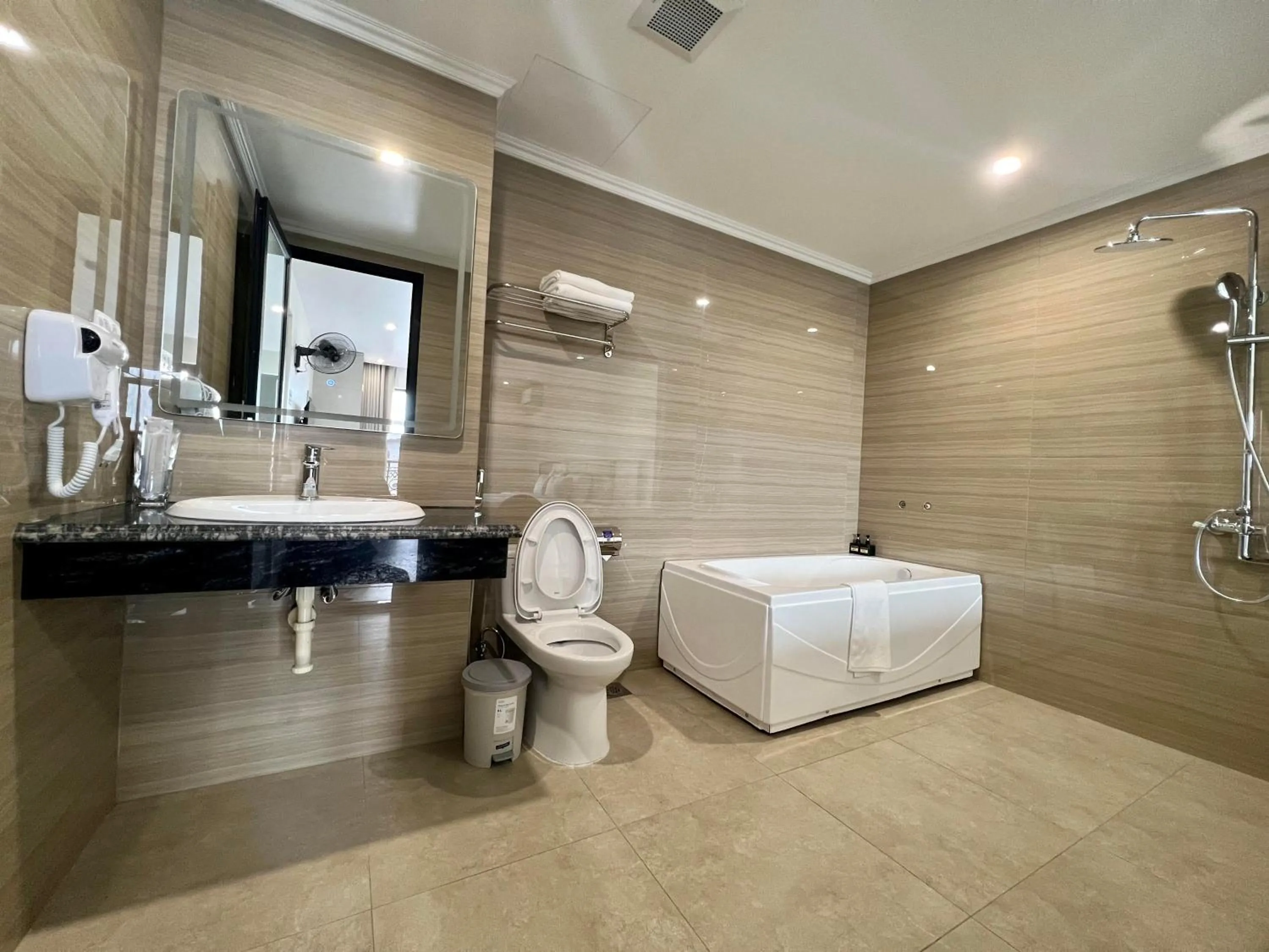 Bathroom in Grand Dragon Noi Bai Hotel