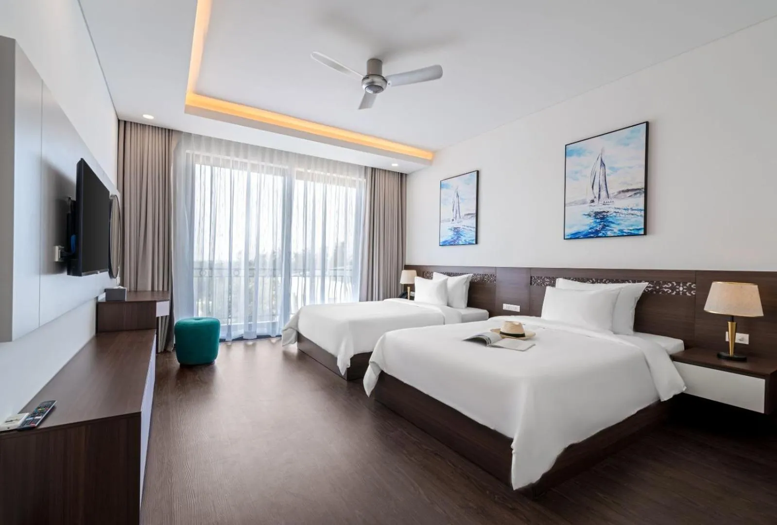Bed in Hoang Yen Boutique Hotel