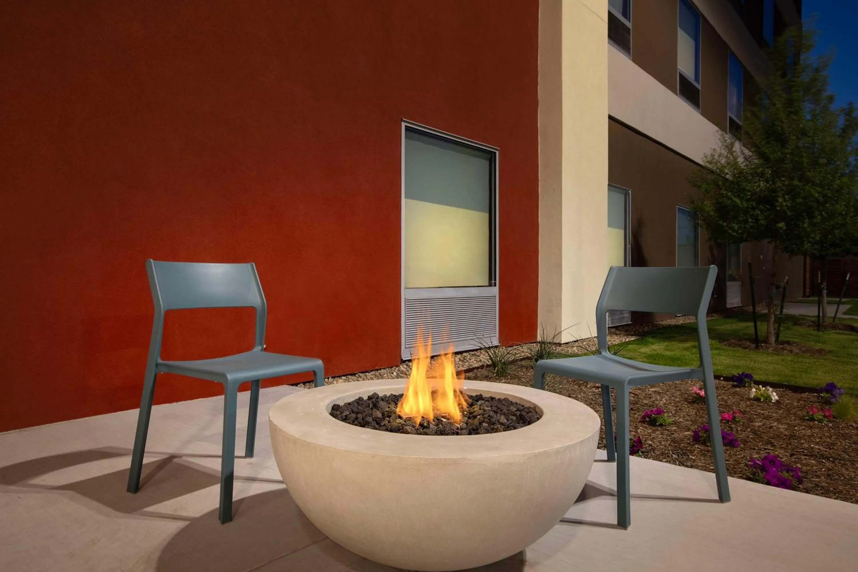 Patio in Home2 Suites By Hilton Lubbock University