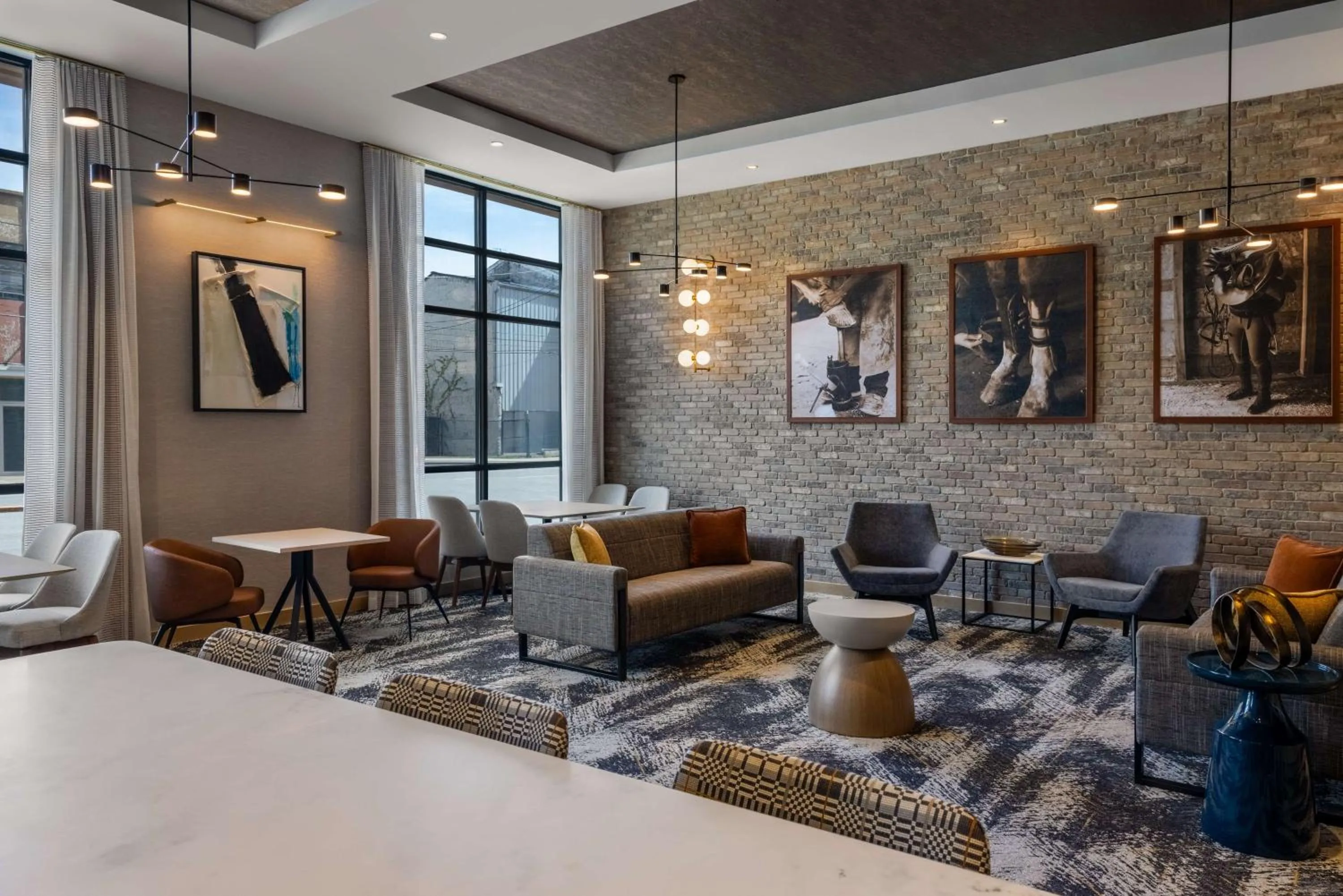 Meeting/conference room in Tempo By Hilton Louisville Downtown Nulu