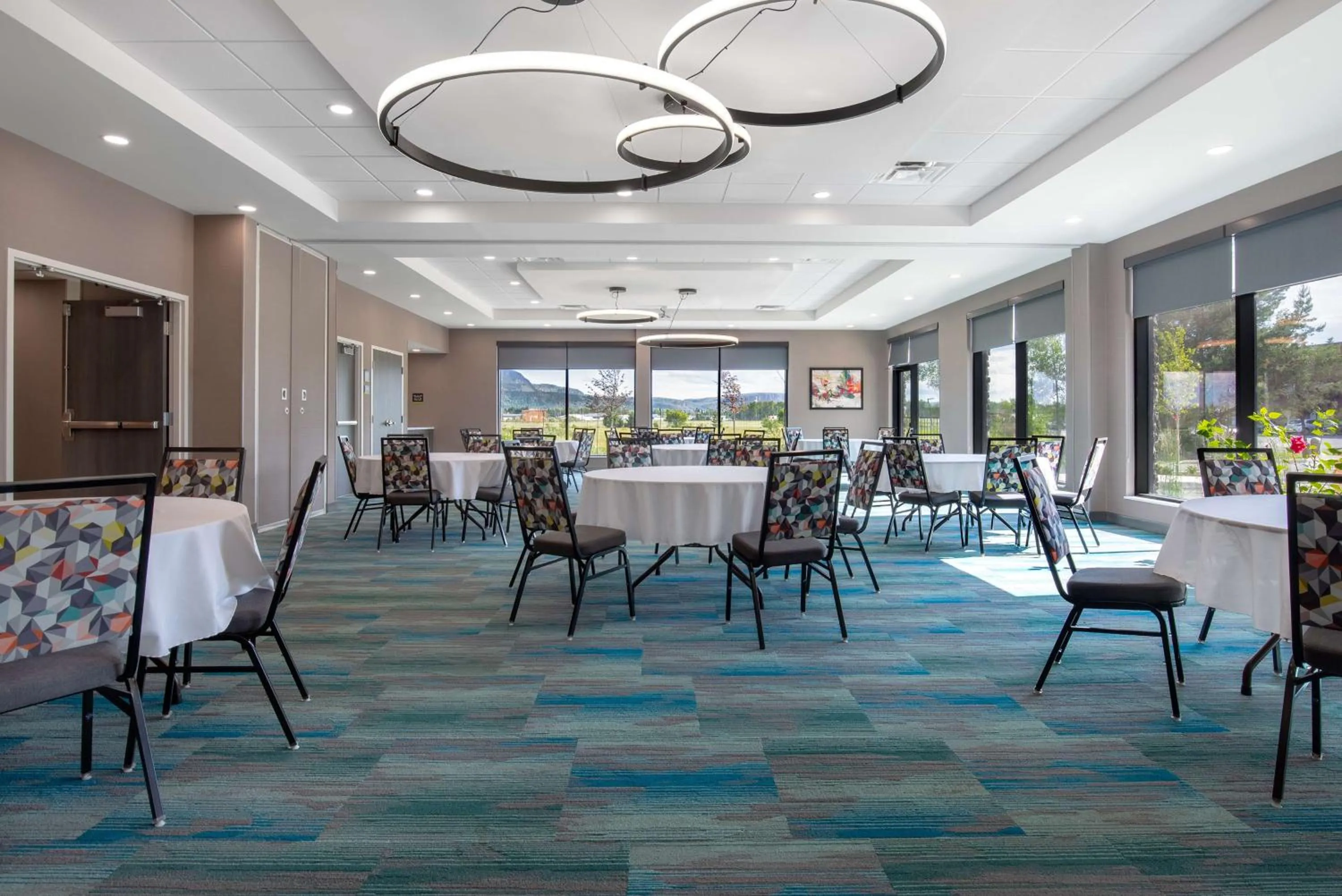 Meeting/conference room in Home2 Suites By Hilton Thunder Bay